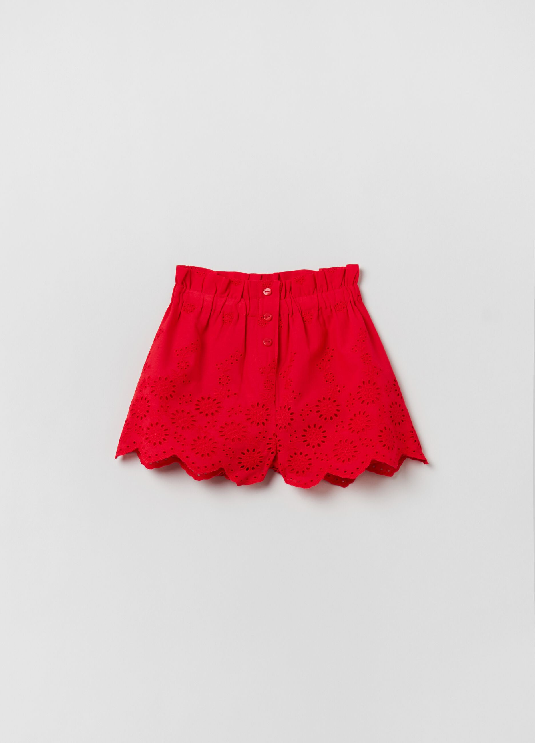 Shorts in broderie anglaise cotton