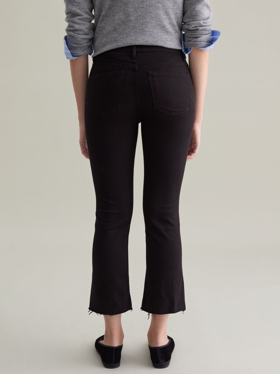 Flare-fit crop jeans with raw edging_2