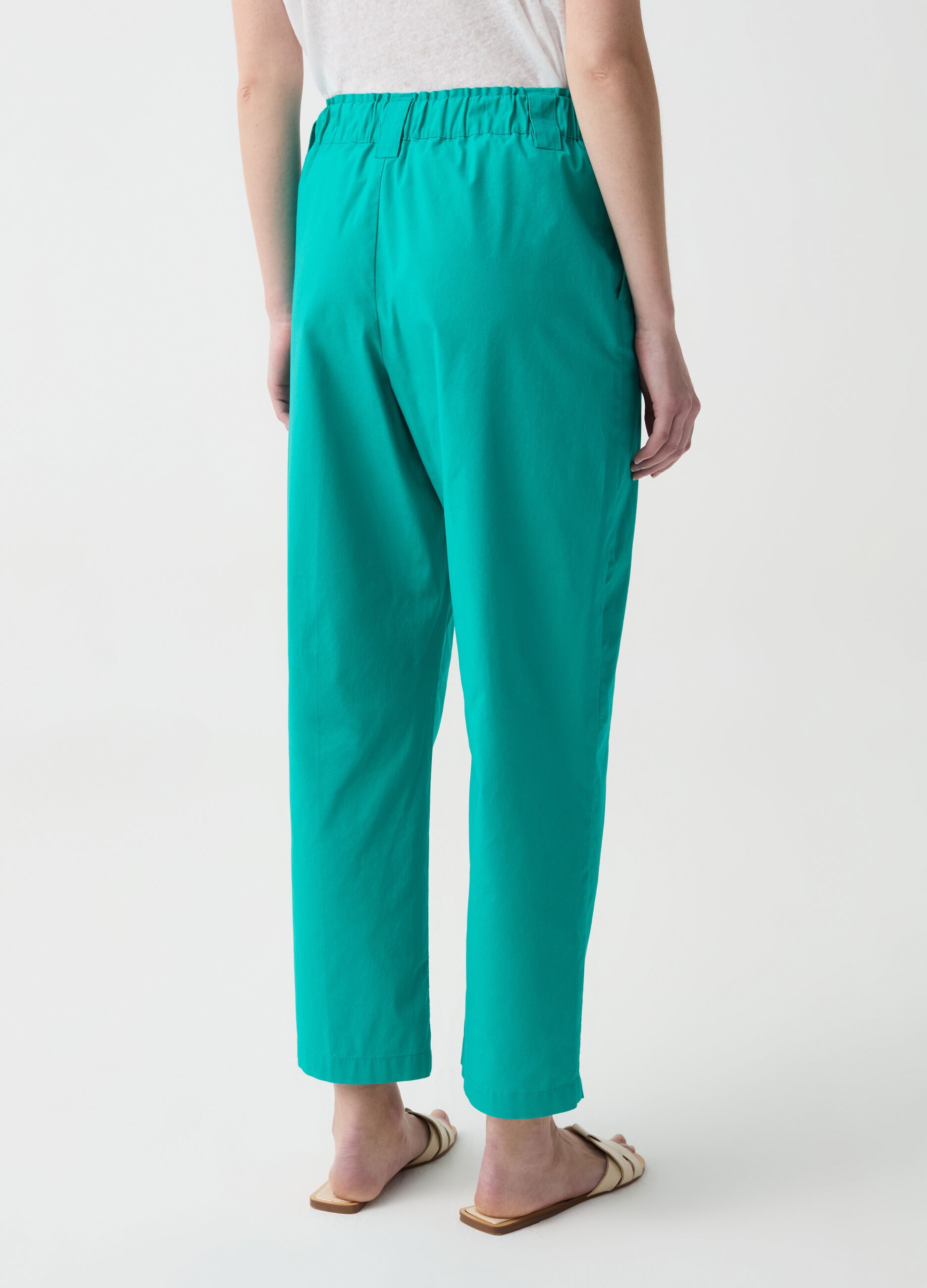 Wide-leg cropped trousers in stretch cotton