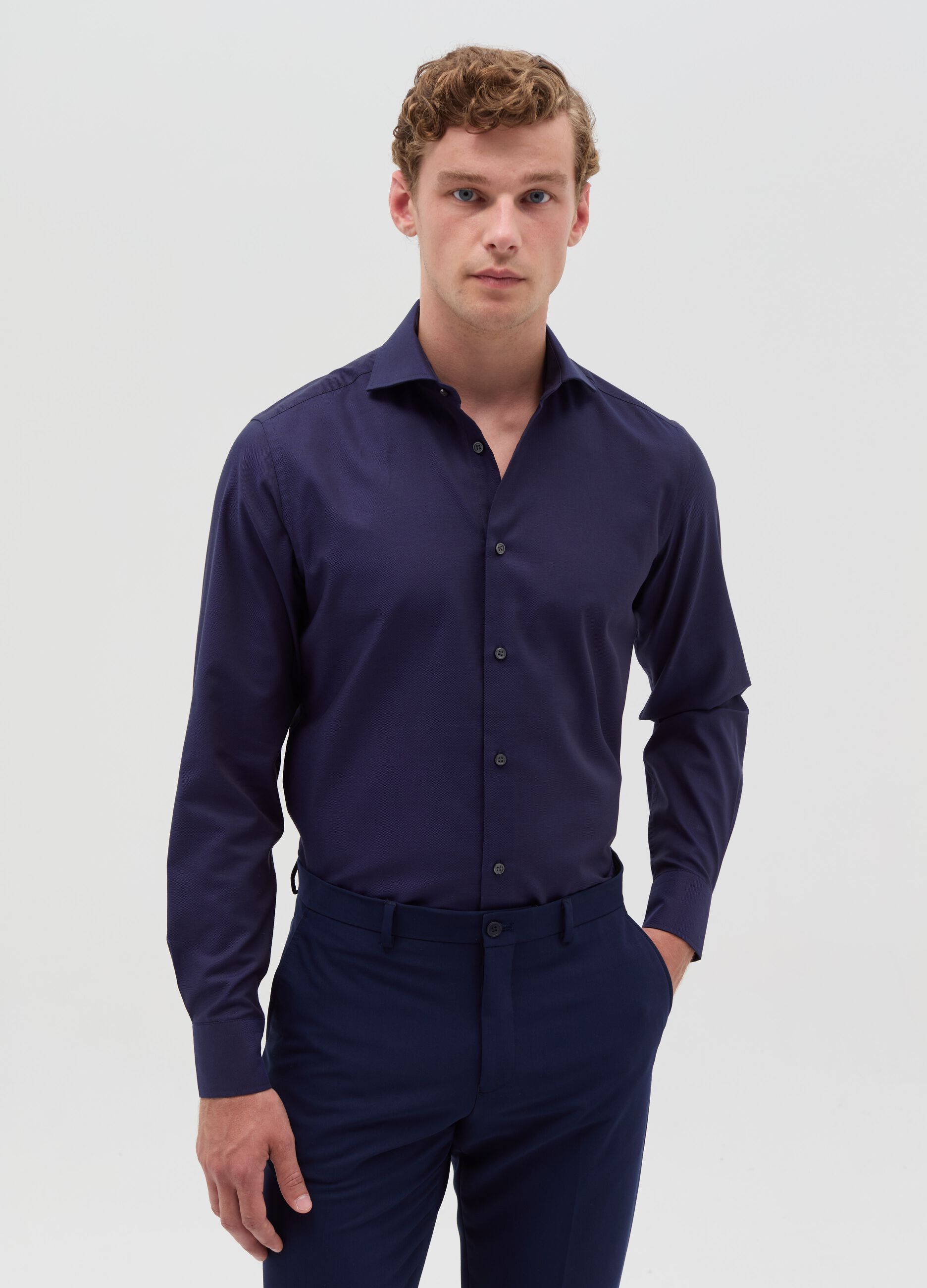 Slim-fit easy-iron shirt