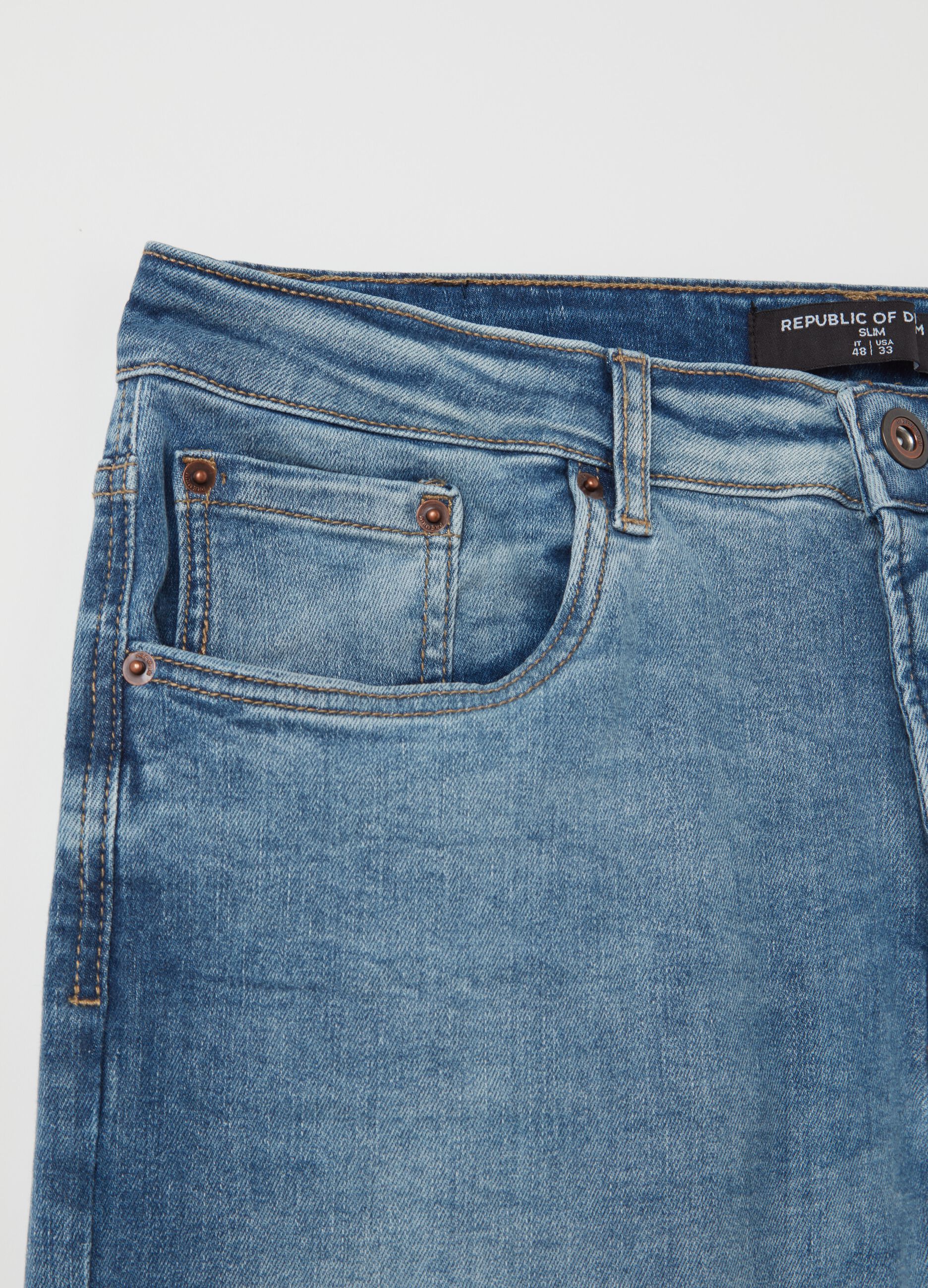 Slim-fit premium jeans in DualFX cotton