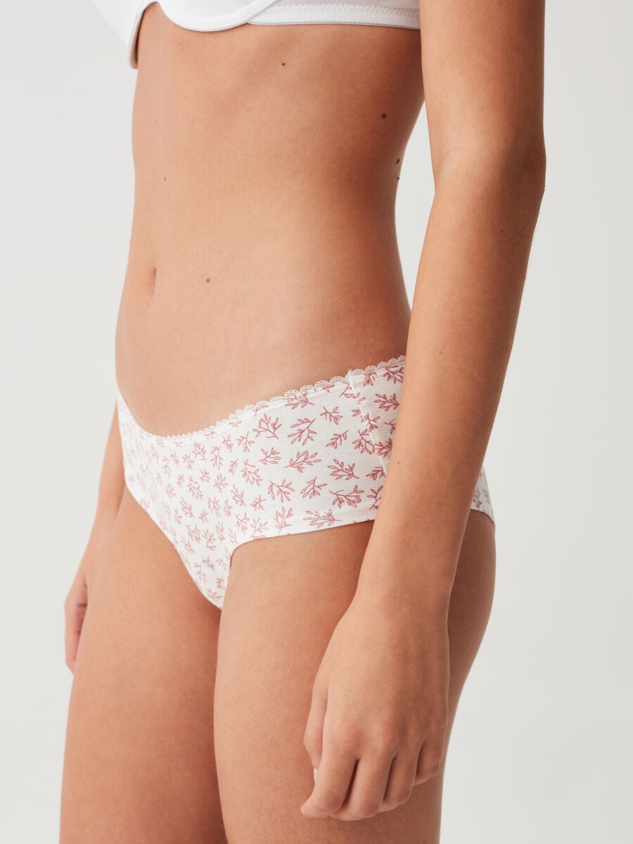 Woman's Optical White Lace French knickers with geometric design