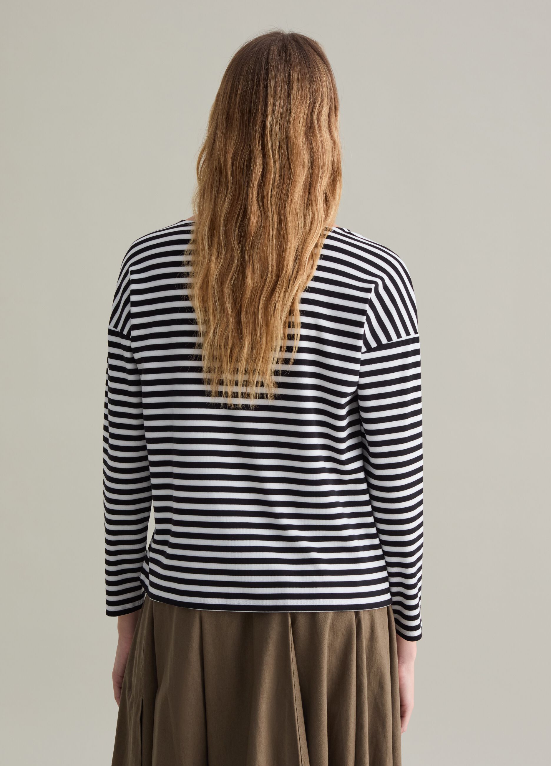 Long-sleeved striped T-shirt