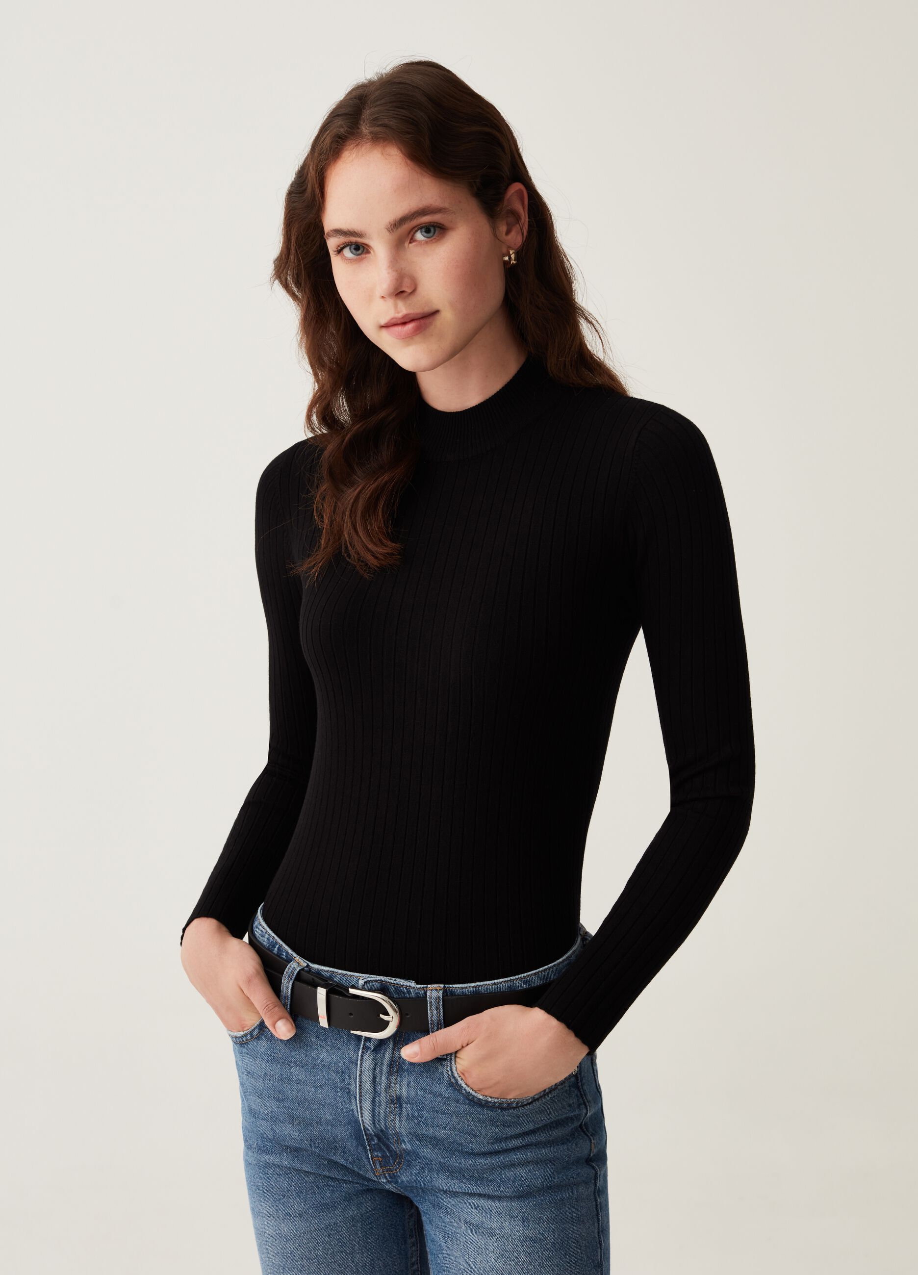 Mock neck pullover with flat ribbing