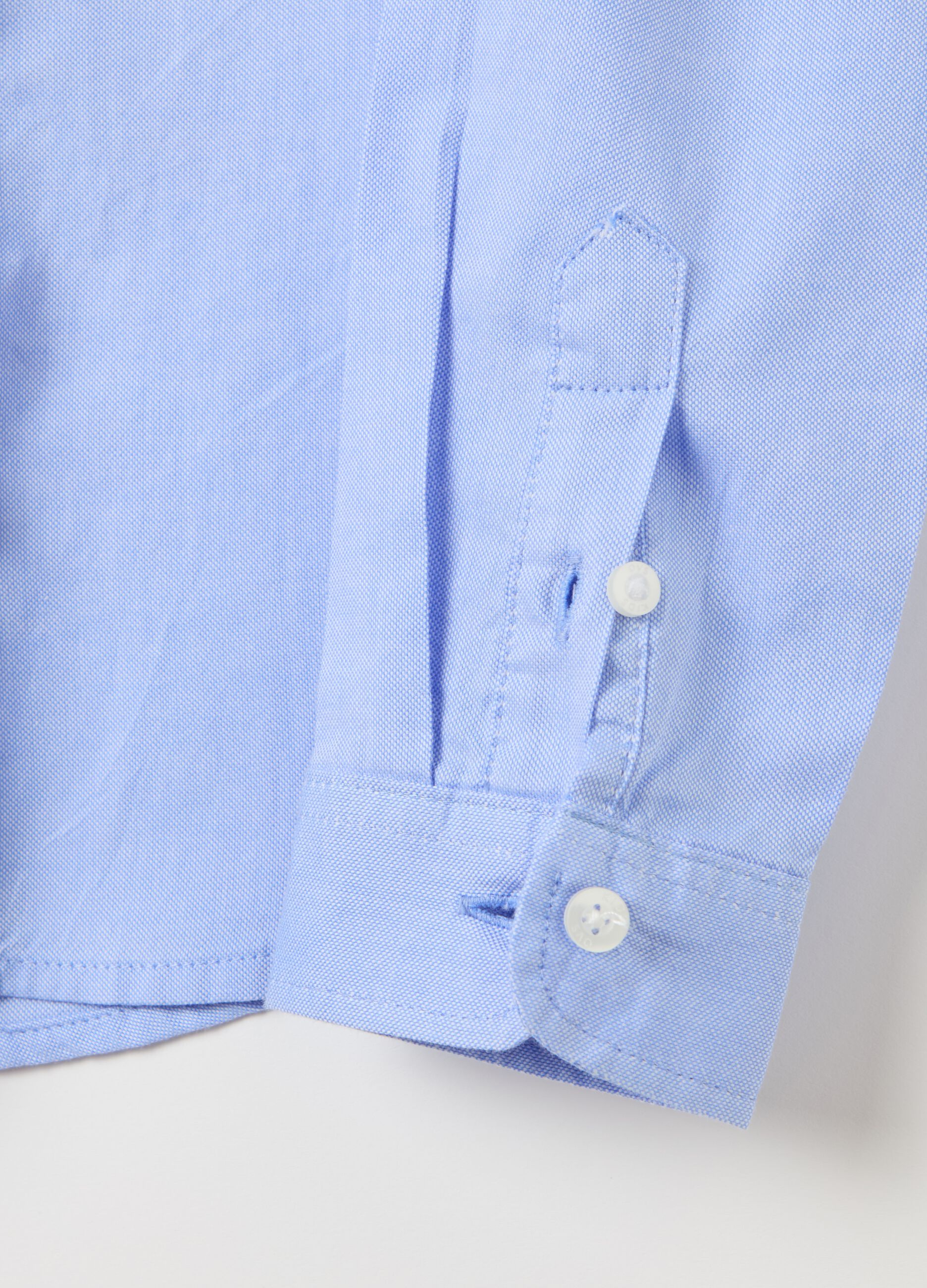 Button-down shirt in cotton twill