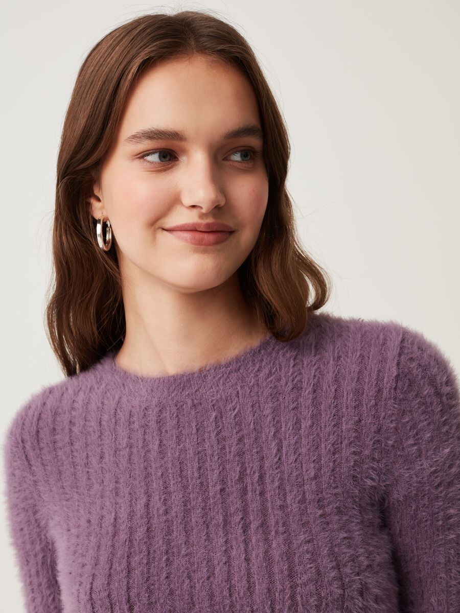 Crop pullover with flat ribbing_1