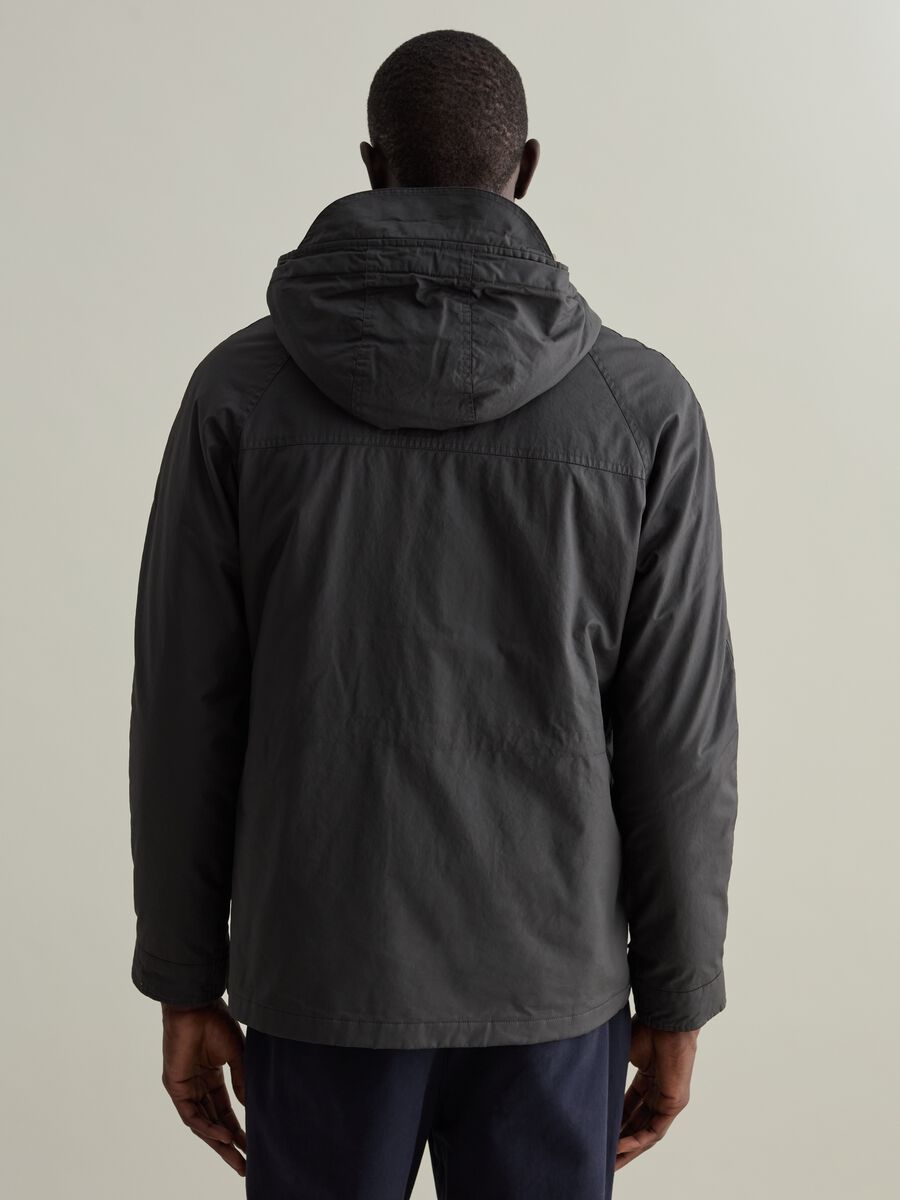 Short jacket with hood_3