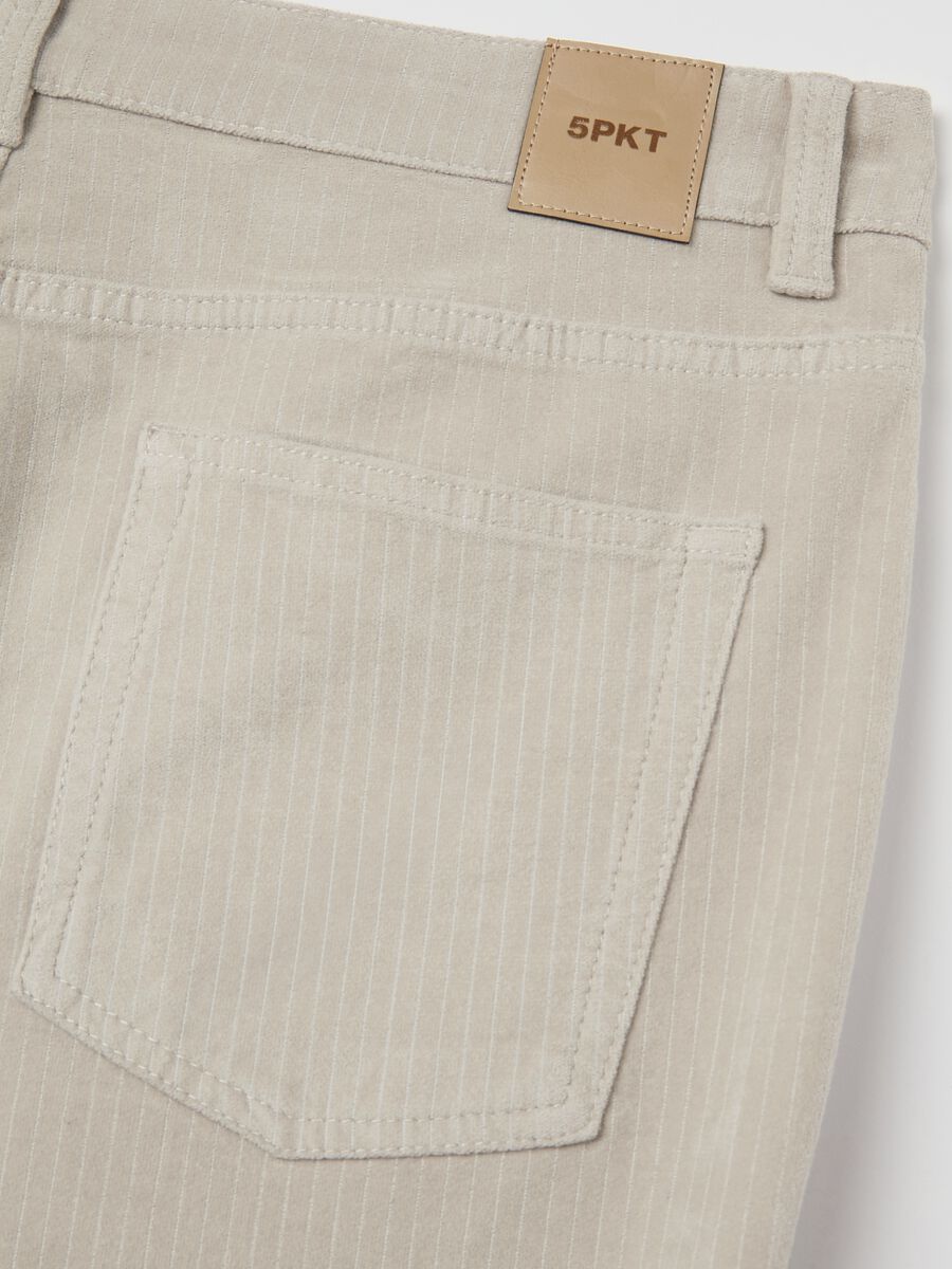 Pinstriped trousers with five pockets_5