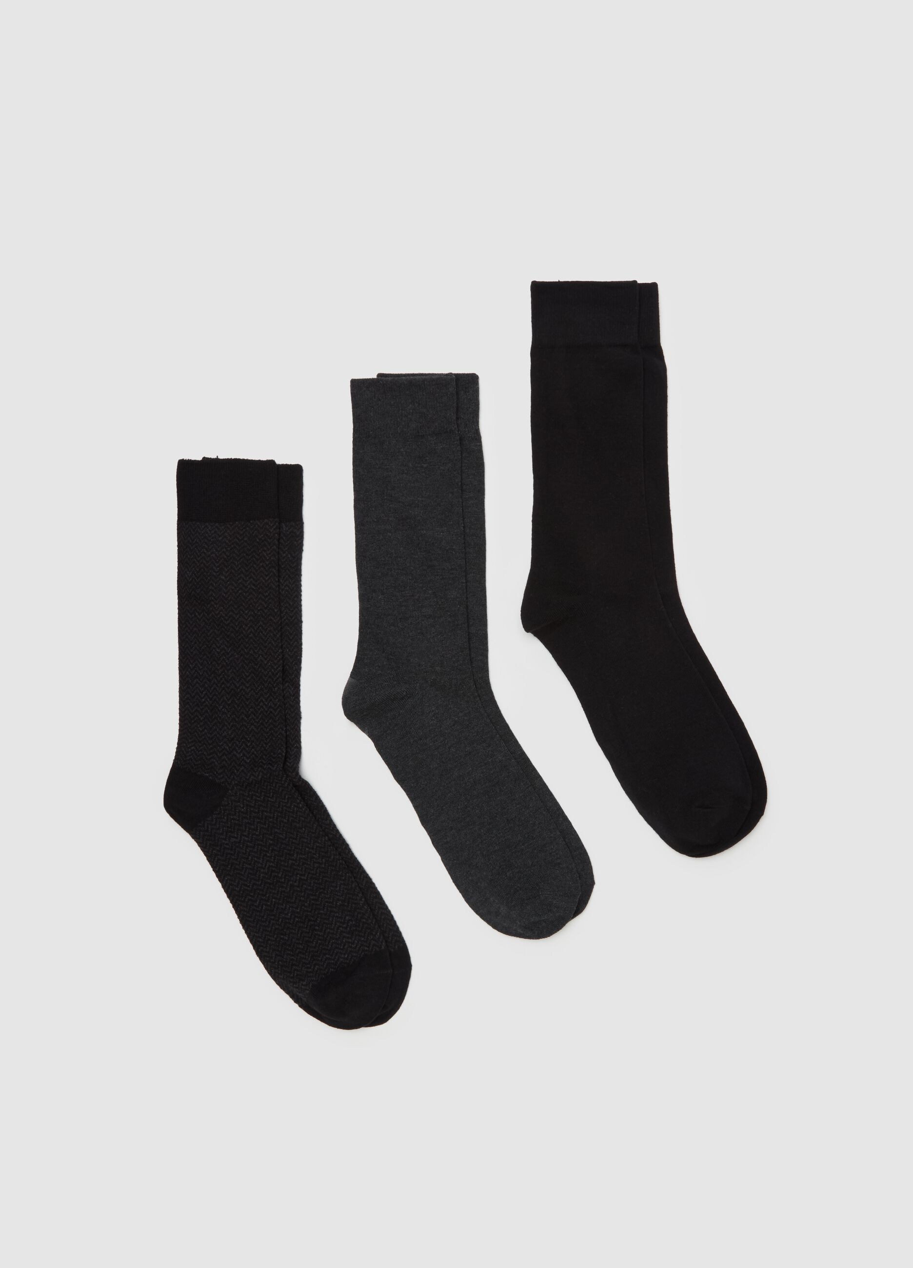 Three-pair pack short socks with geometric pattern