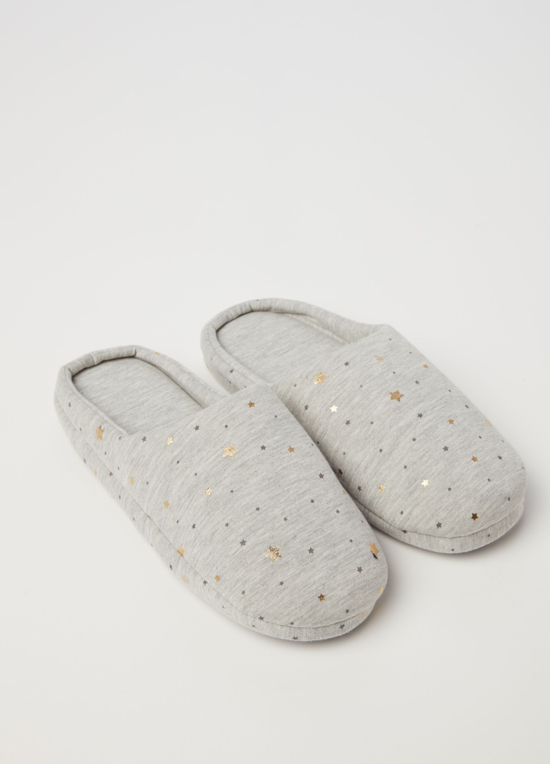 Slippers with small stars print in foil