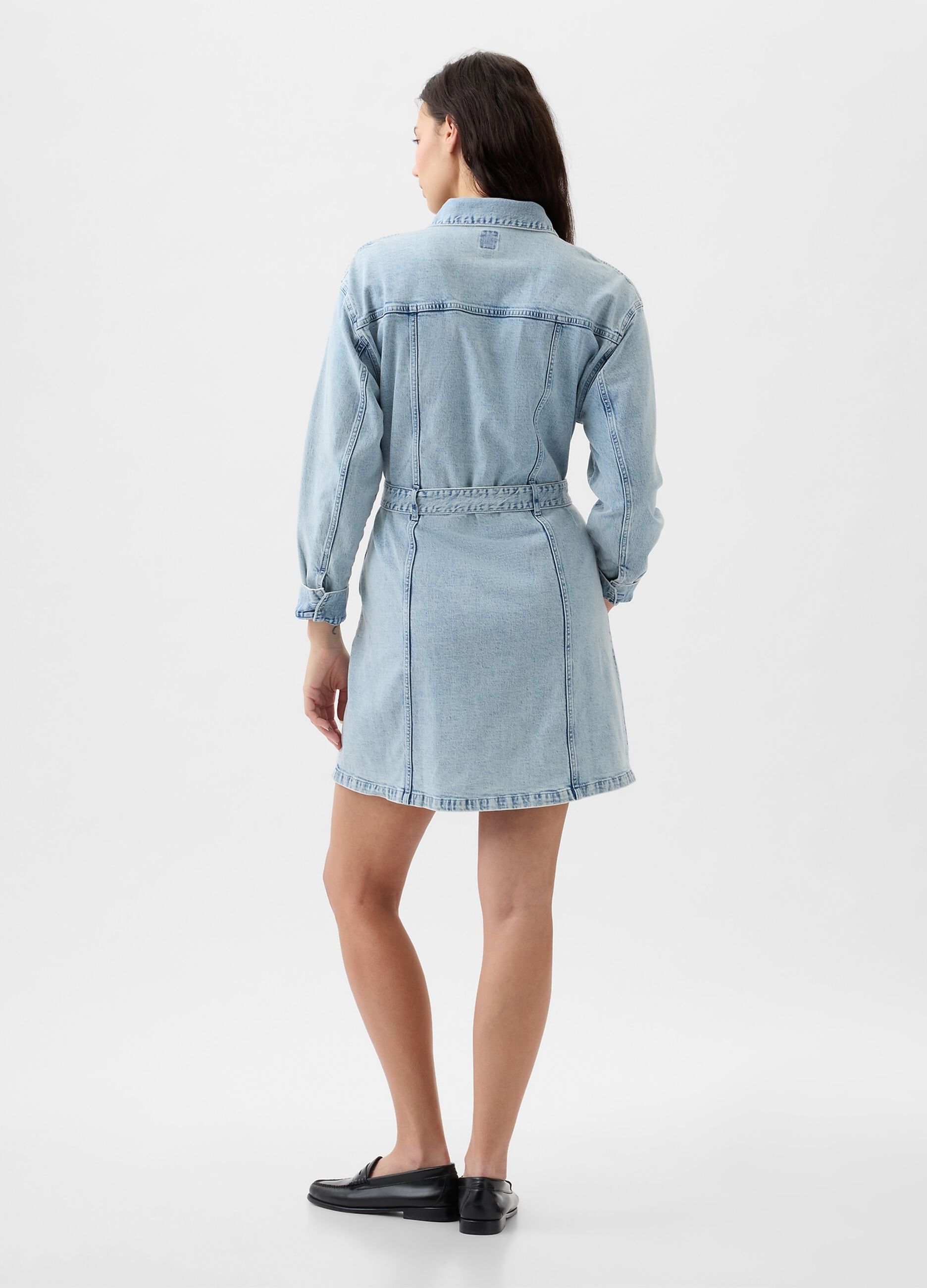 Short shirt dress in denim with belt