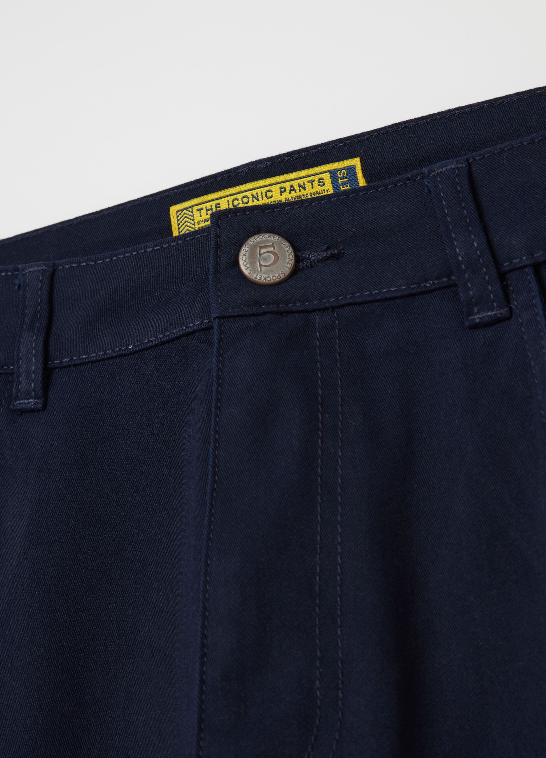 Slim-fit twill trousers with five pockets