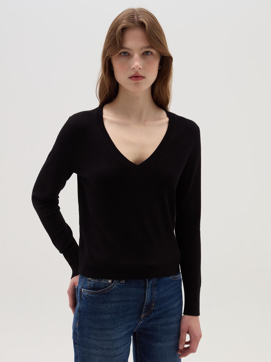 V-neck pullover_1