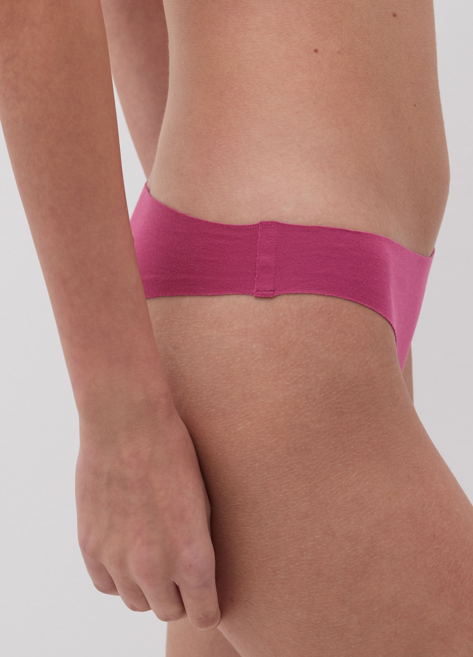 Slip in cotone bio stretch con taglio laser