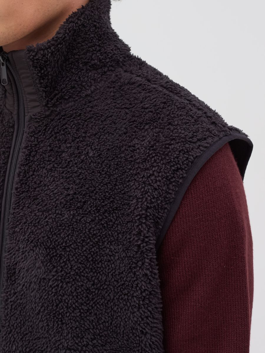 Full-zip gilet in teddy_2