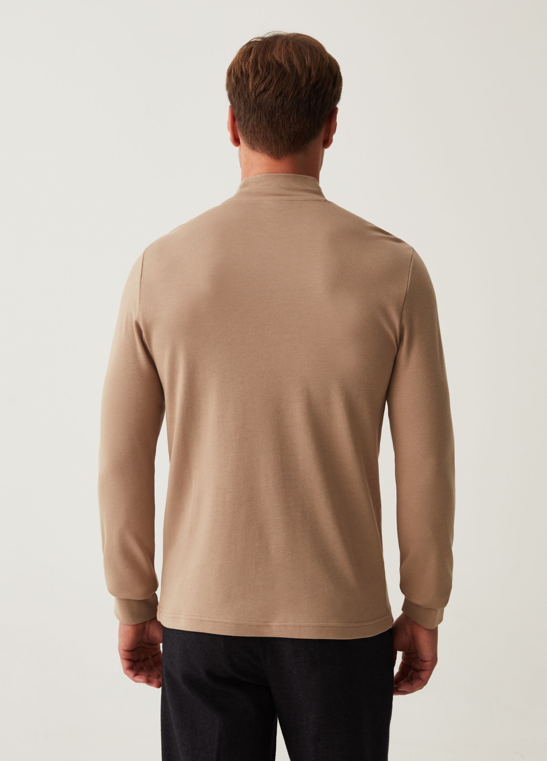 Long-sleeved T-shirt with mock neck