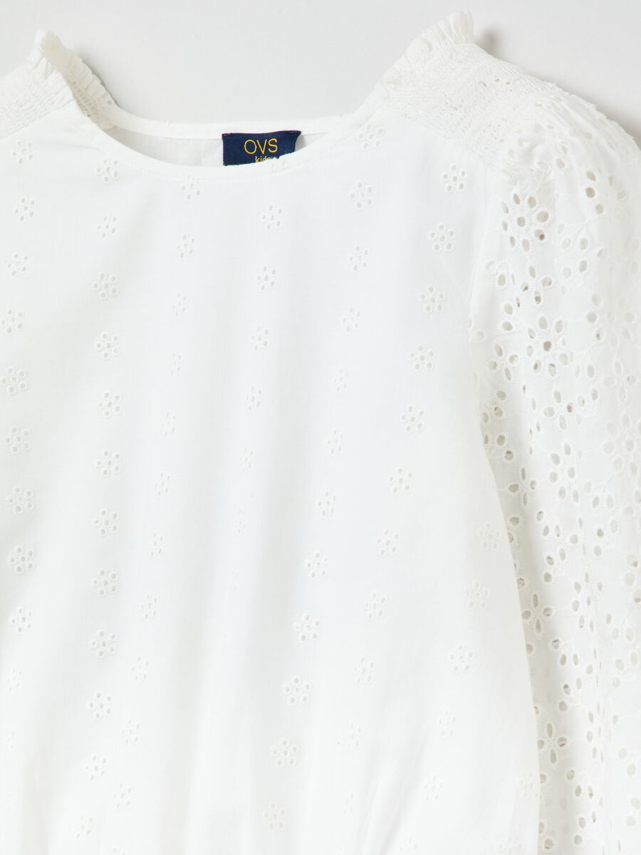 Blouse in cotton broderie anglaise_2