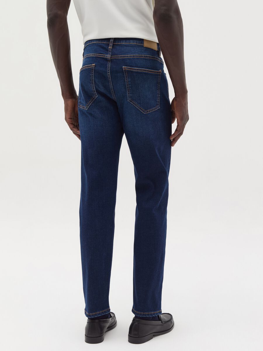 Slim-fit jeans with five pockets_2