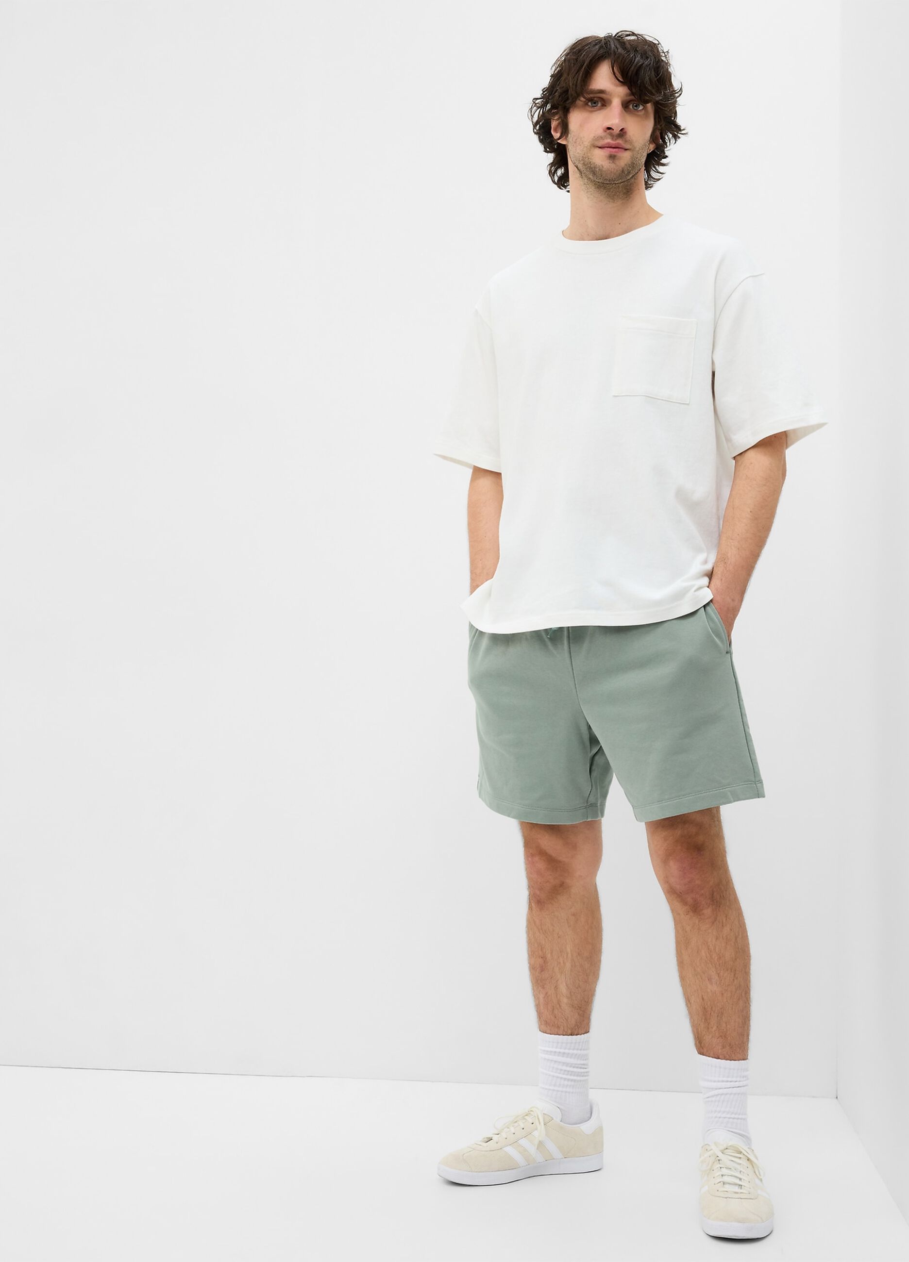GAP Man's Sage Green French terry Bermuda joggers with drawstring 
