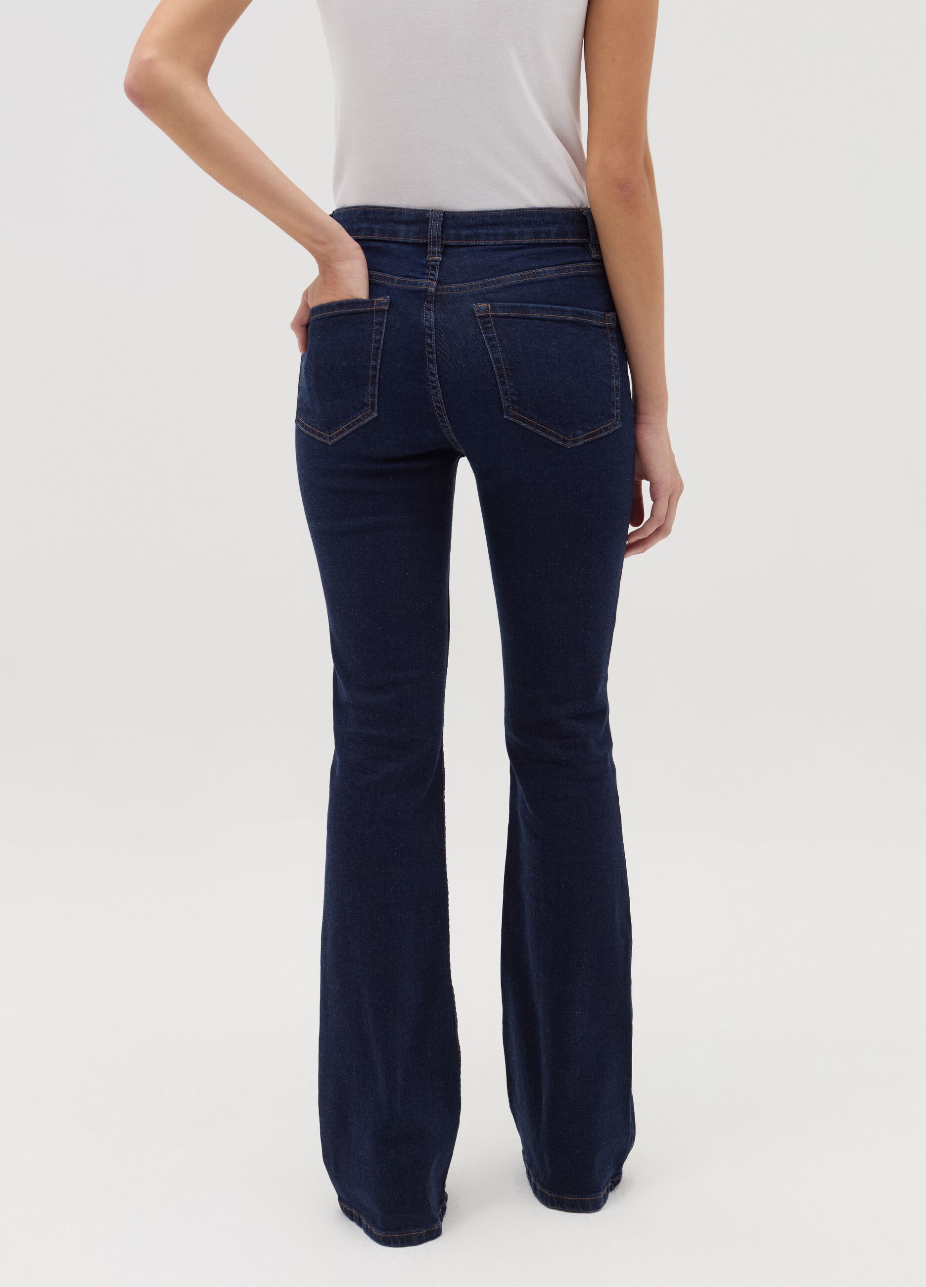 Flare-fit jeans with five pockets