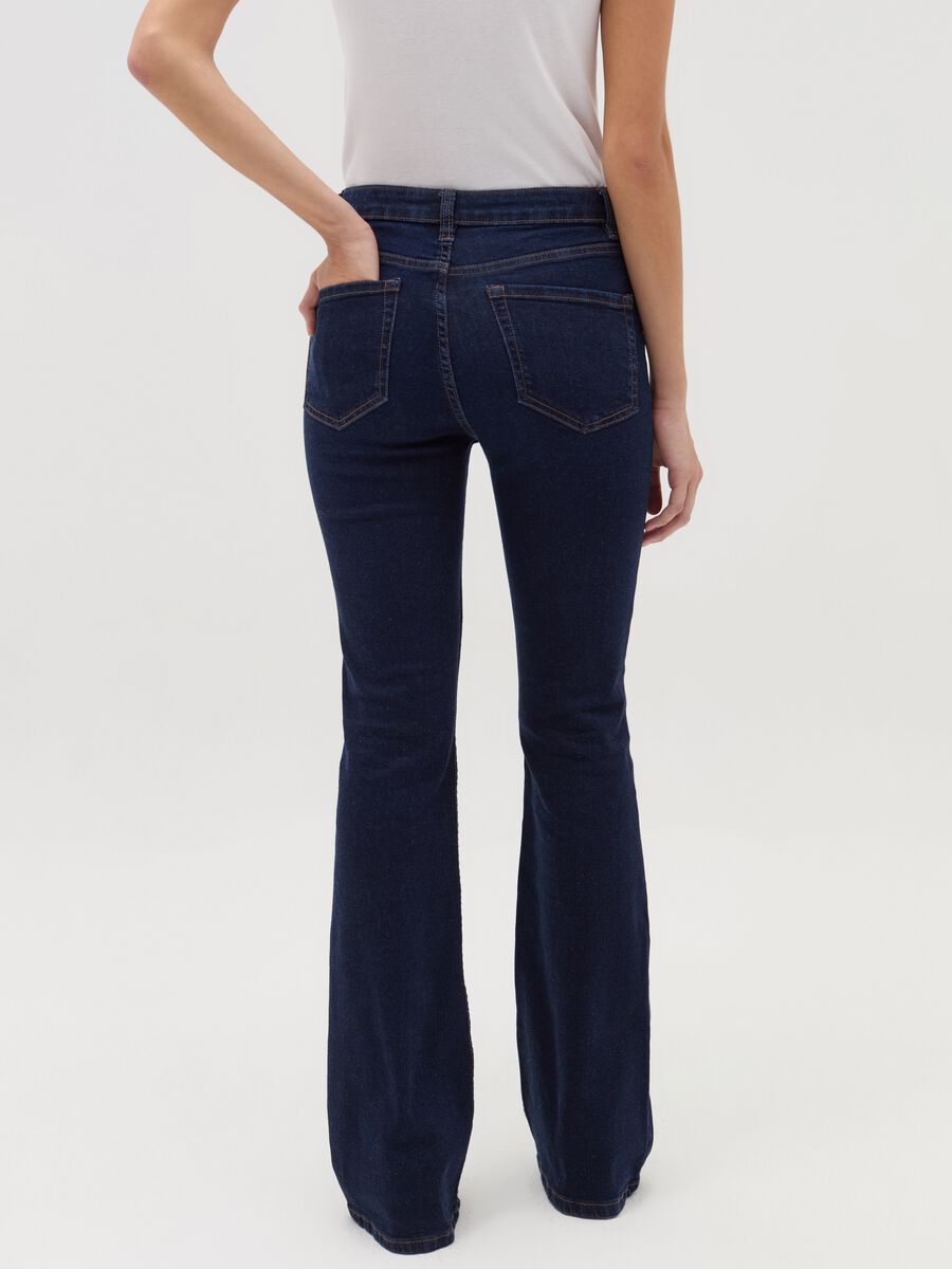 Flare-fit jeans with five pockets_2