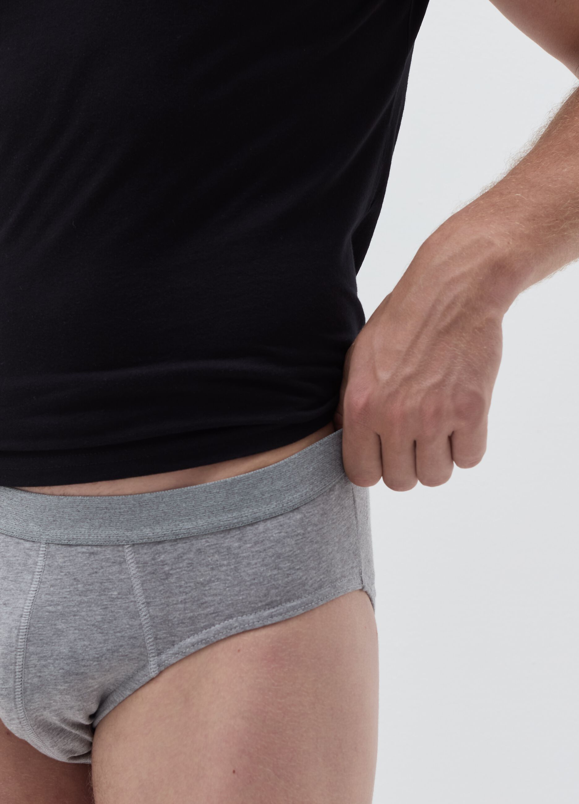 Three-pack briefs with external elastic