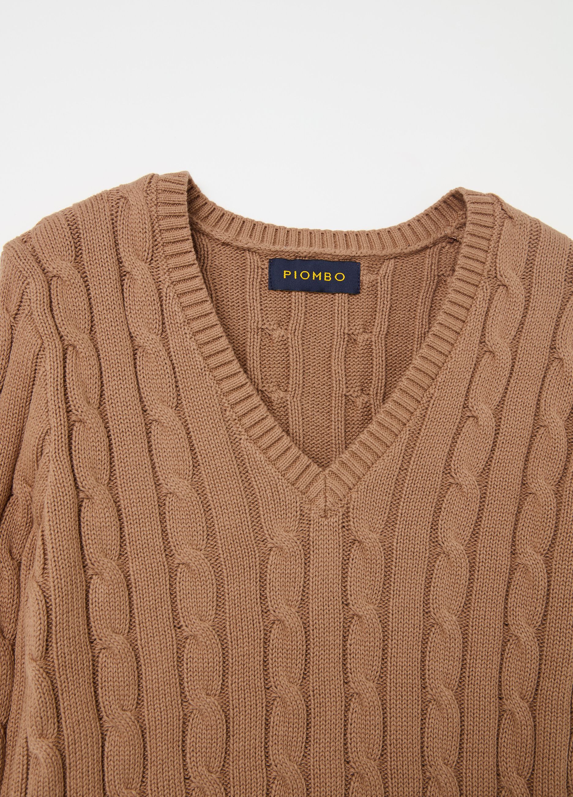 Cable-knit pullover with V neck