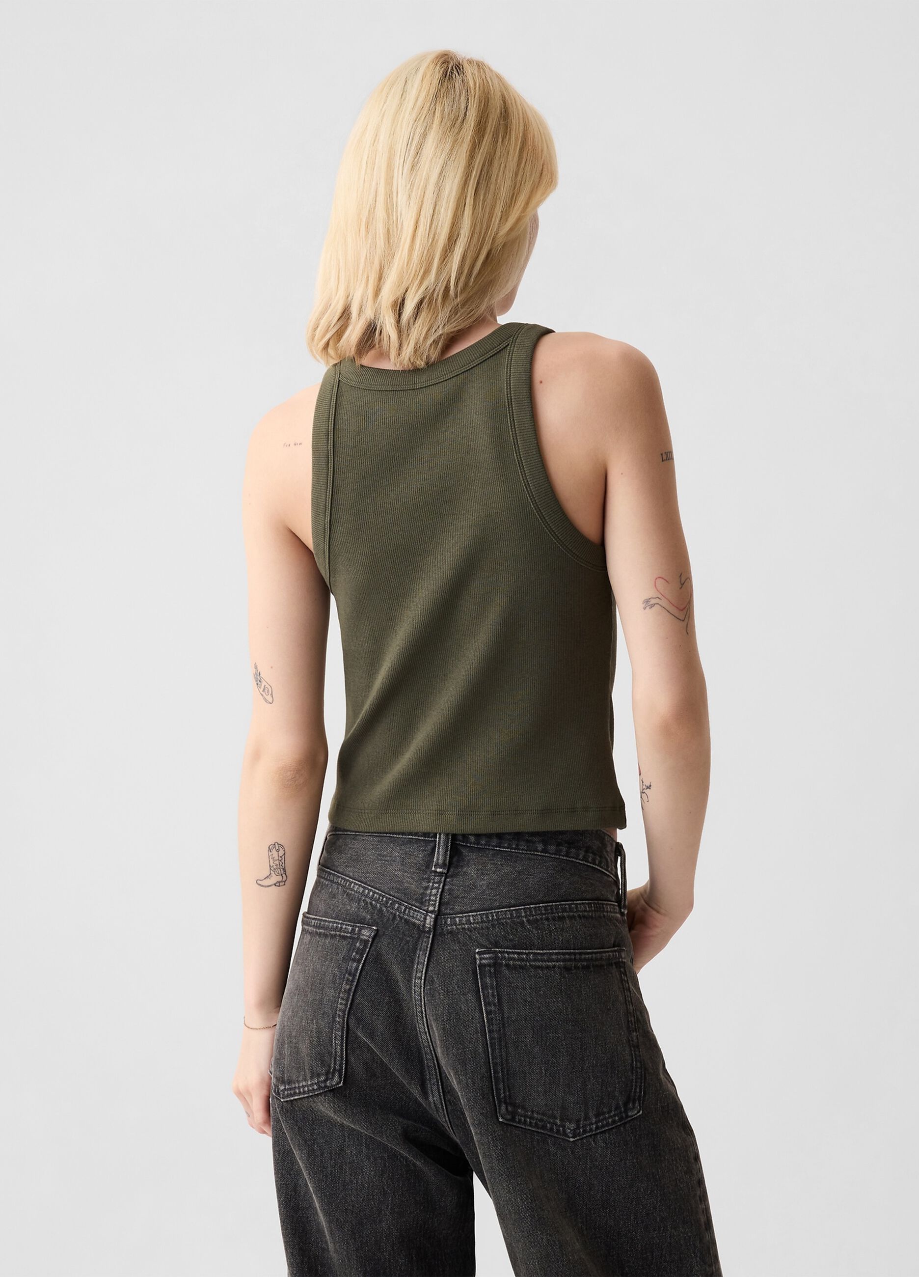 Ribbed crop tank top with halter neck