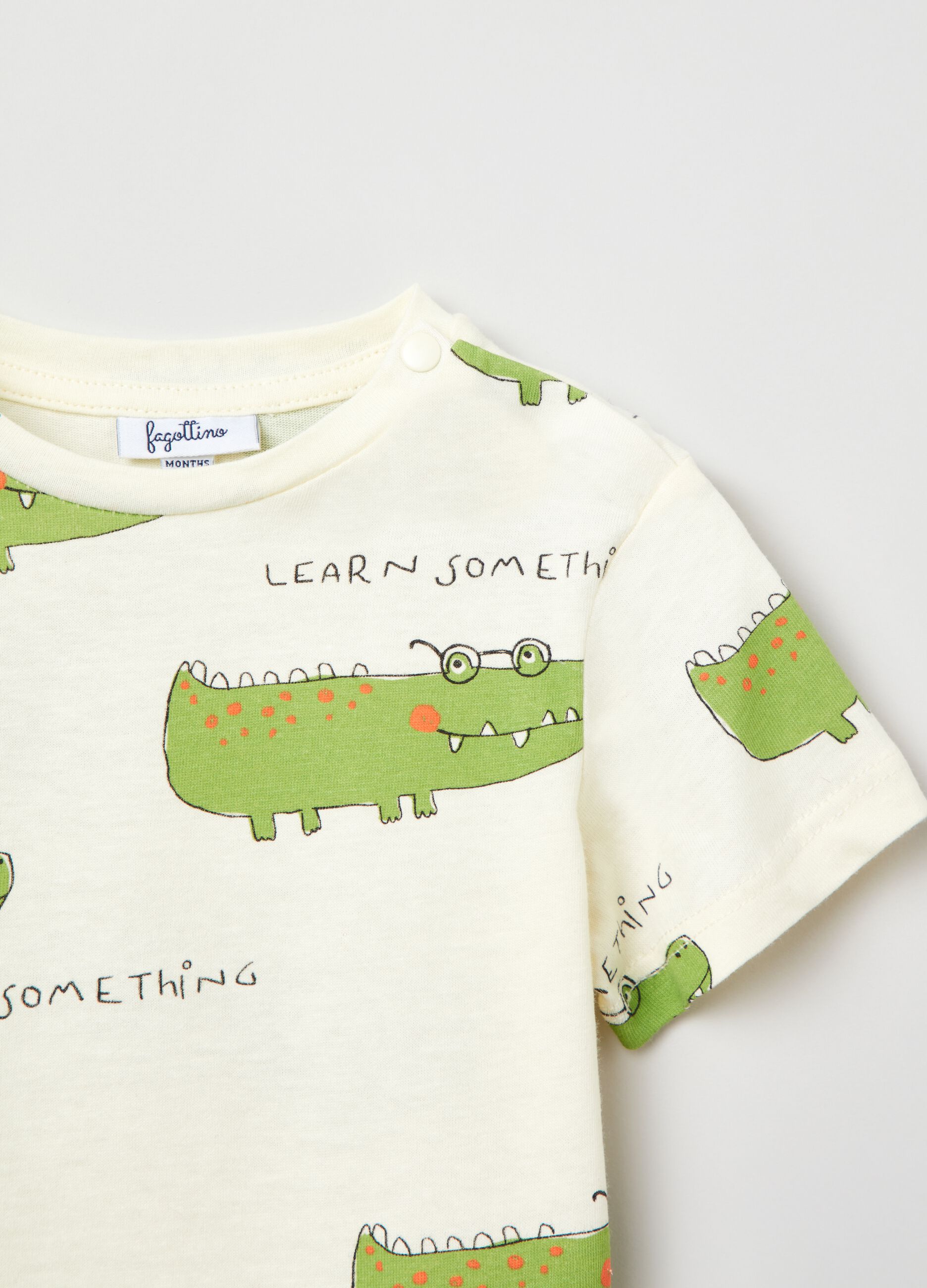 Cotton T-shirt with crocodile print