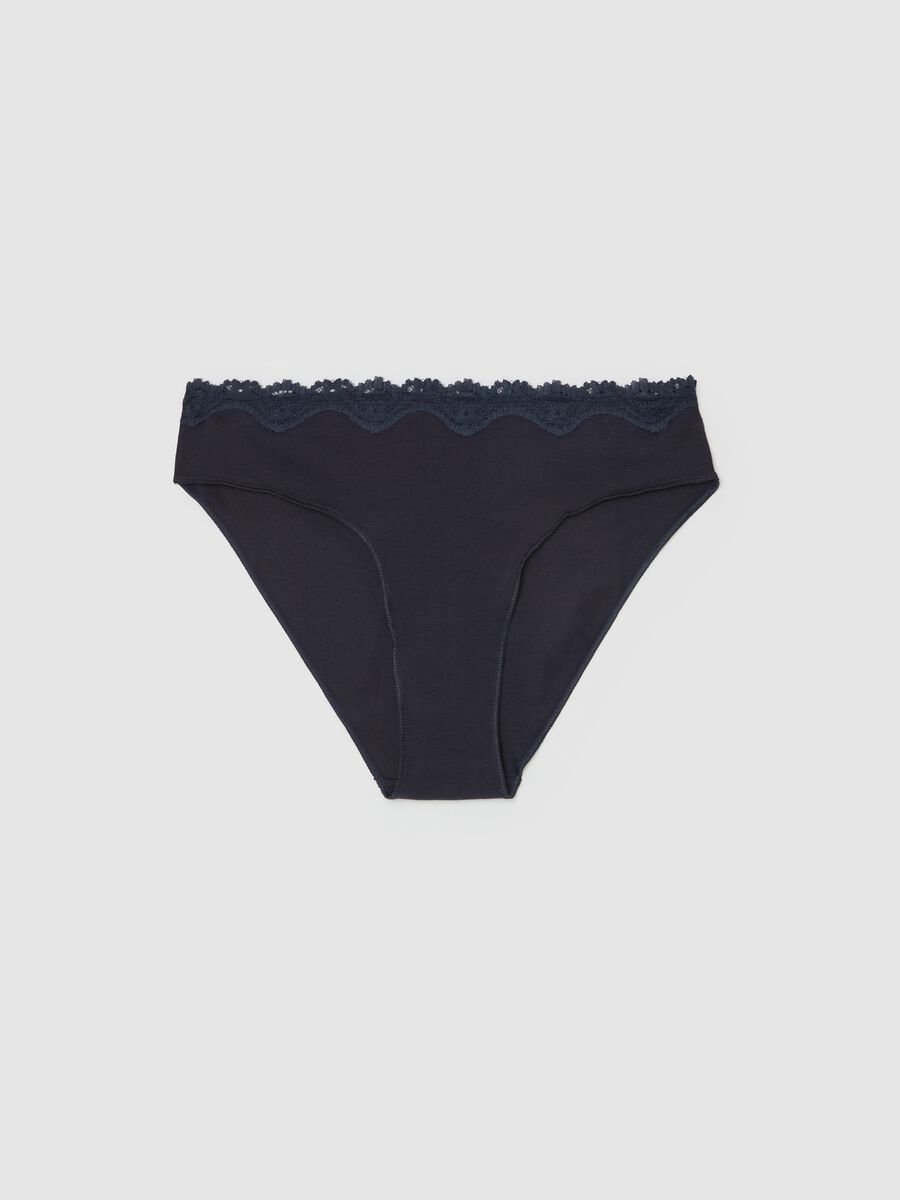 Briefs in organic cotton with lace trim_4