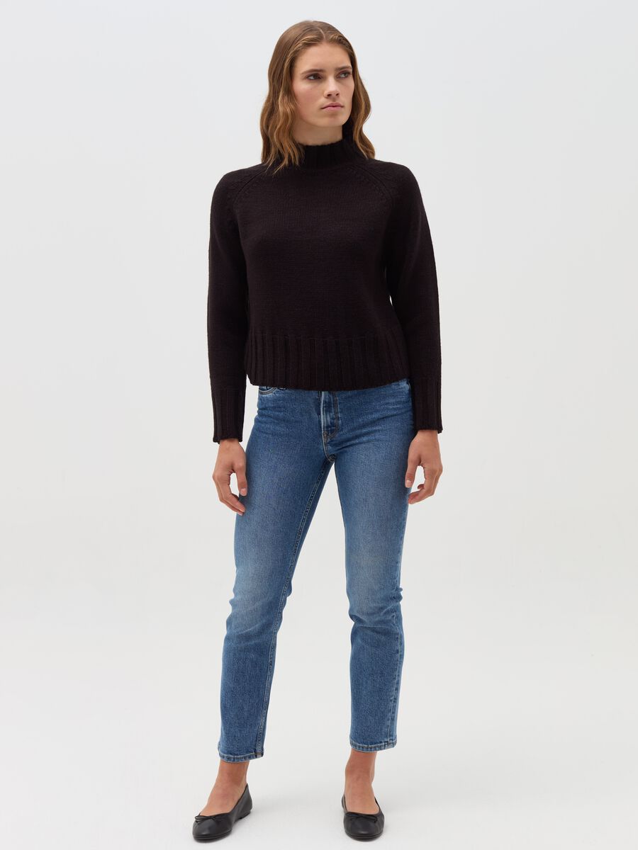 Regular-fit jeans with five pockets_0