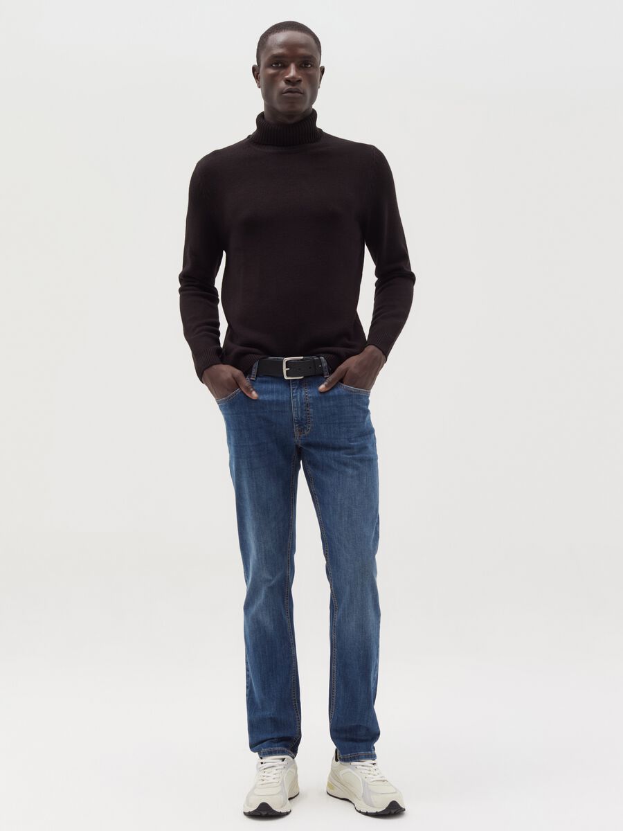 Slim-fit stretch jeans with five pockets_0