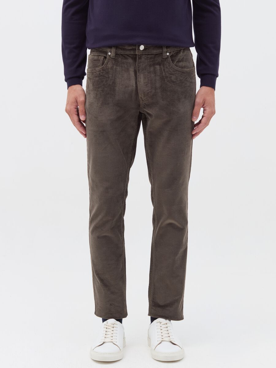 Trousers with five pockets in corduroy_1