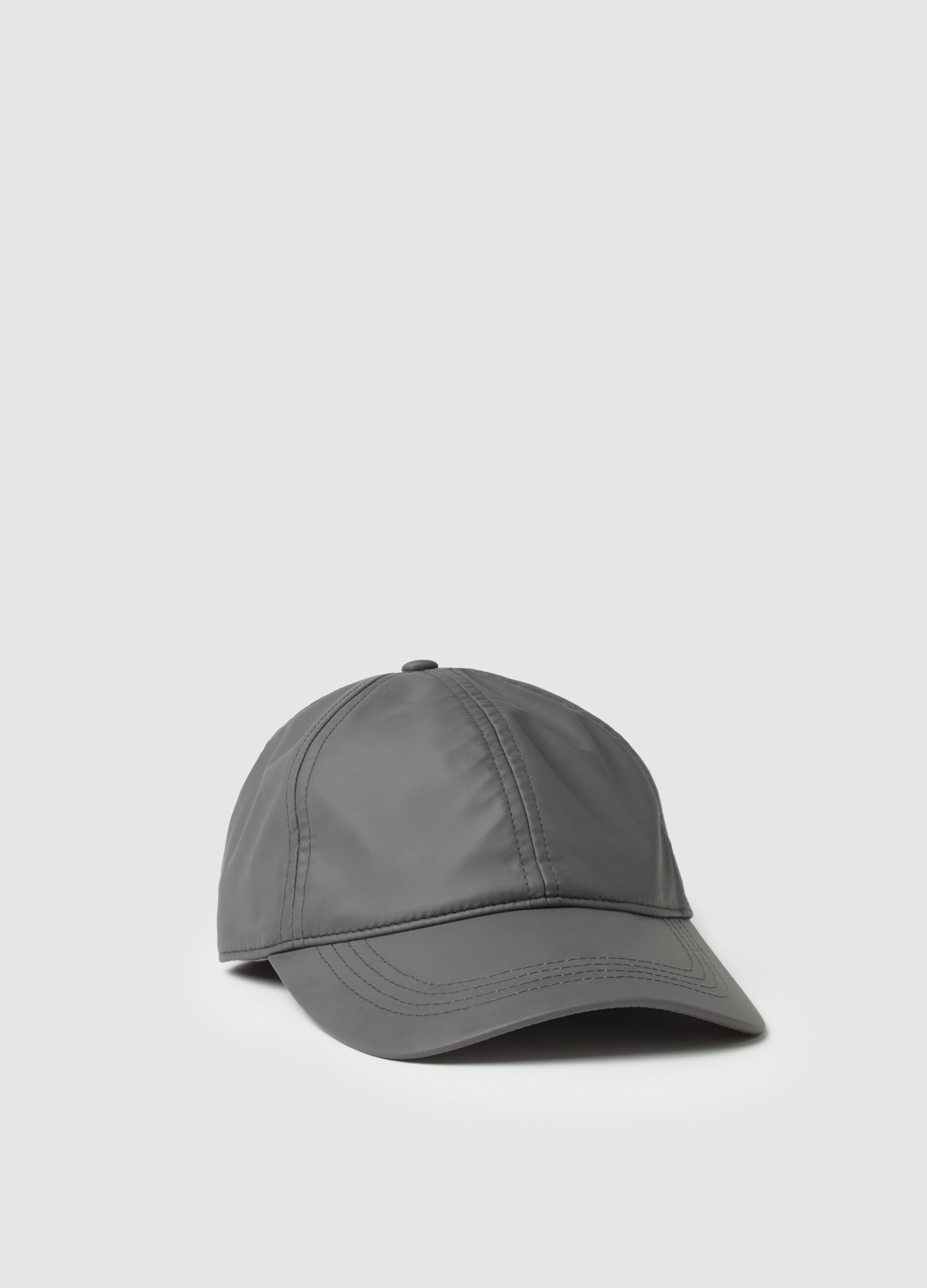 Waterproof baseball cap