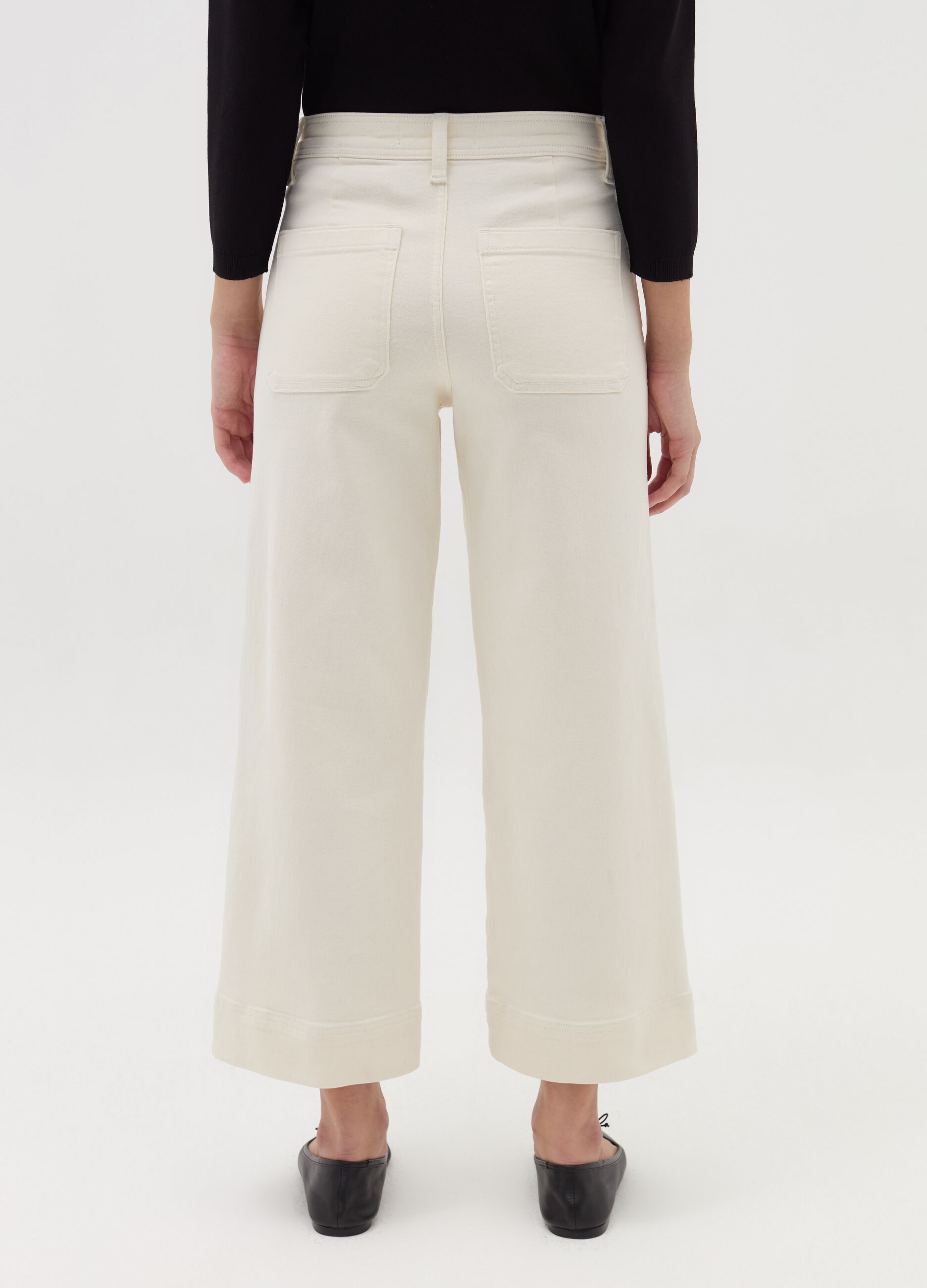 Wide-leg culotte jeans