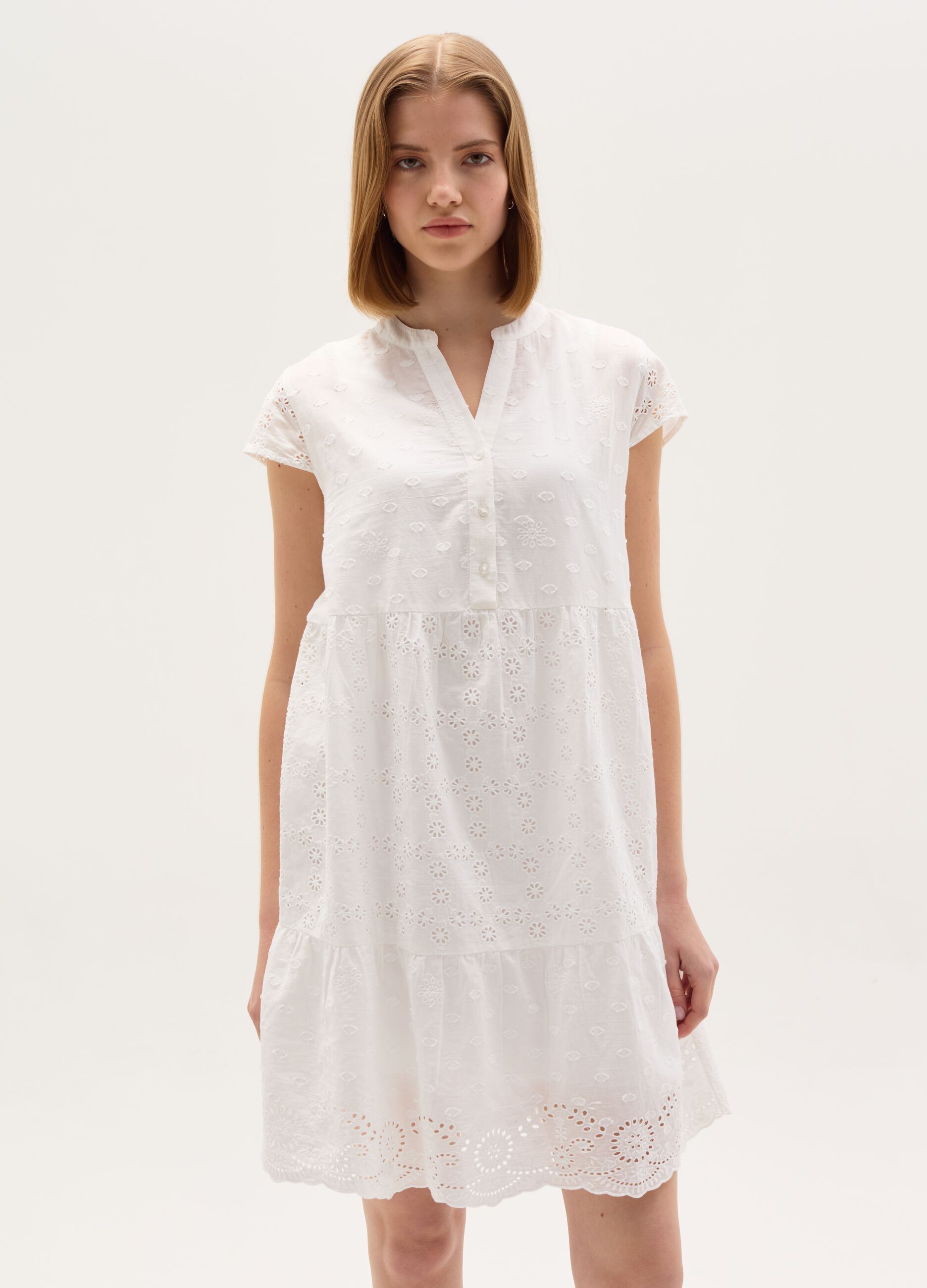 Maternity dress in cotton dobby and broderie anglaise