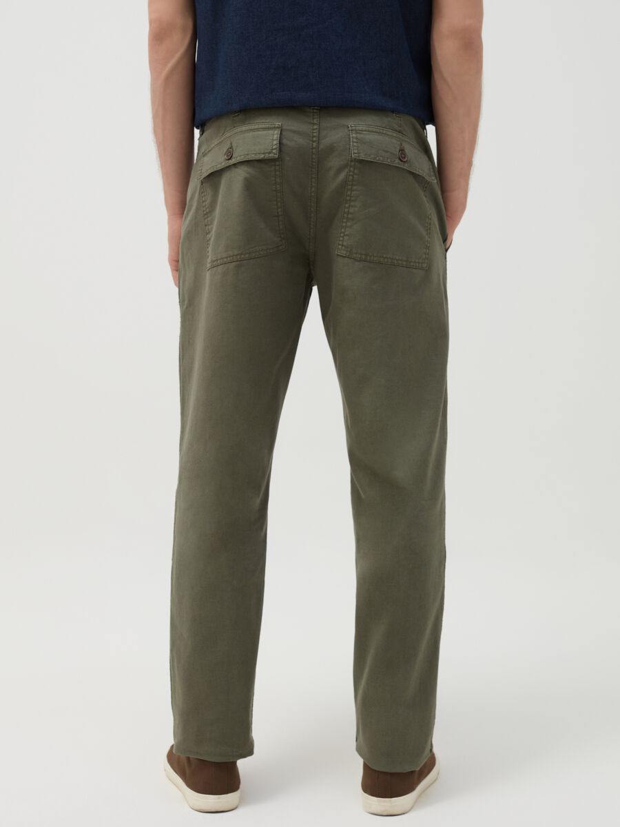 Regular-fit trousers in cotton and linen_2