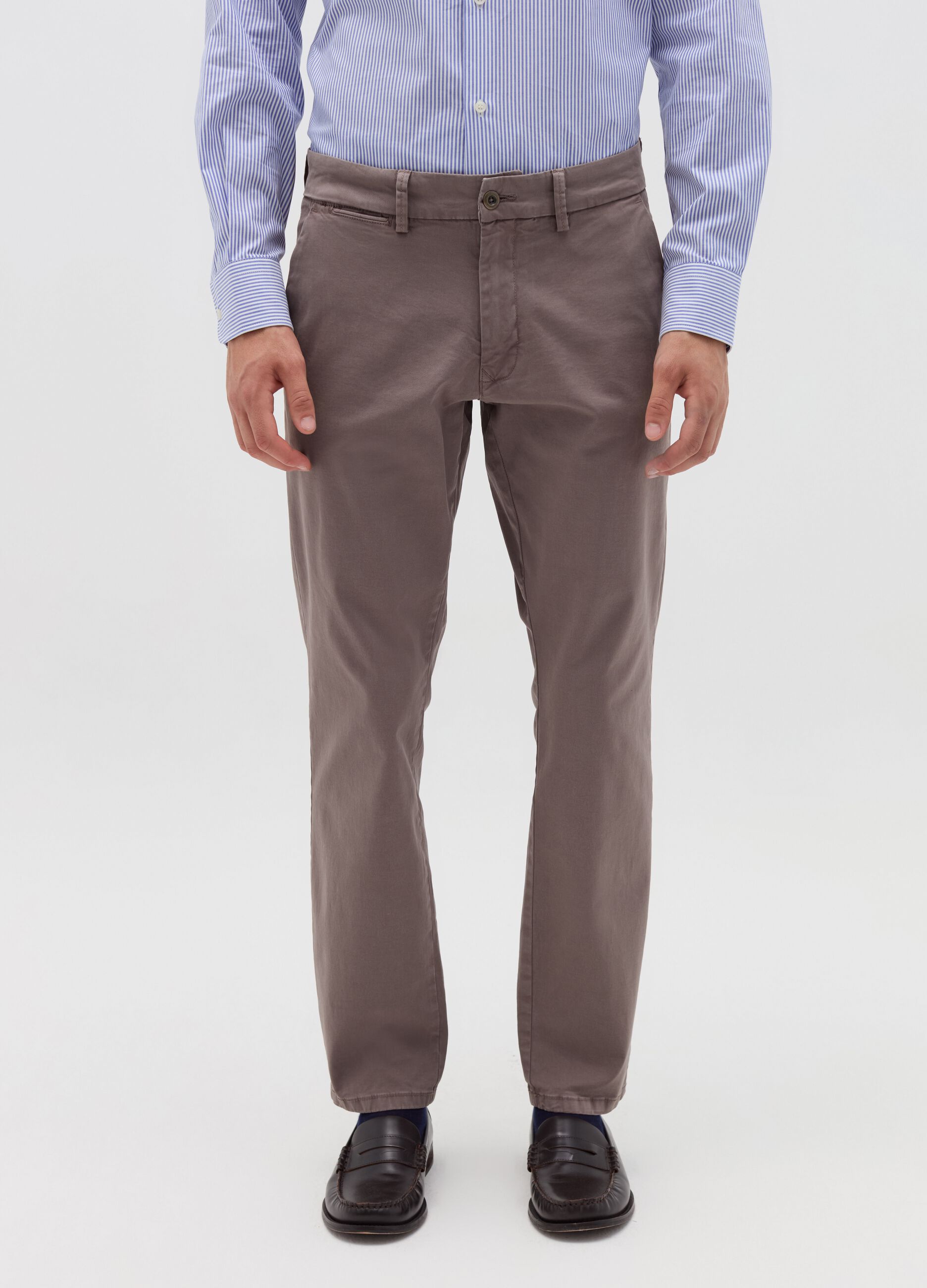 Pantalone chino regular fit in cotone stretch