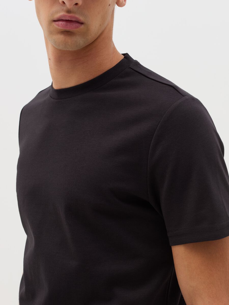 Stretch T-shirt with round neck_3