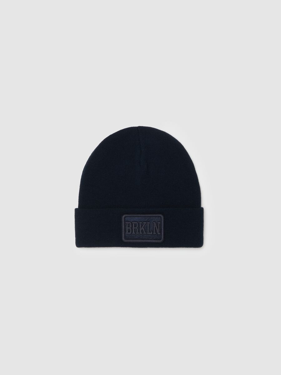 Knitted hat with "BRKLN" patch_0