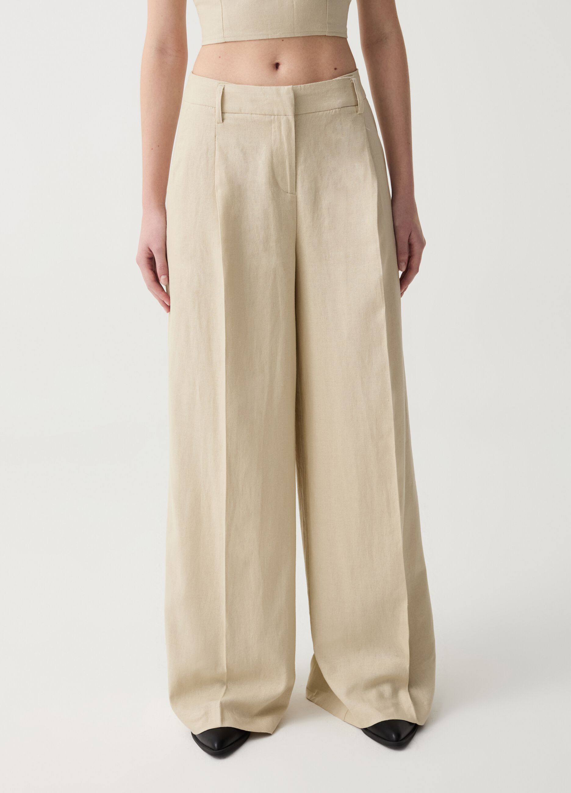 Wide-leg palazzo trousers with darts
