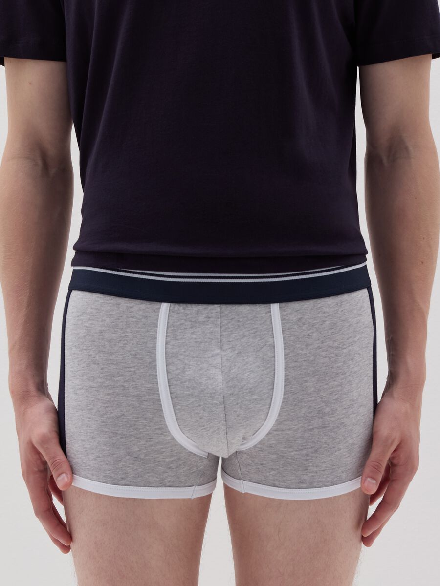 Boxer shorts with contrasting details_1