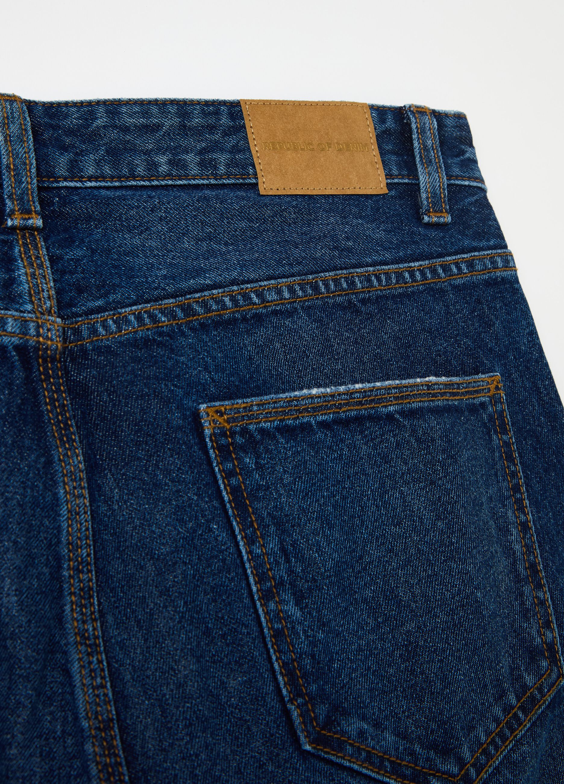 Regular-fit jeans with five pockets