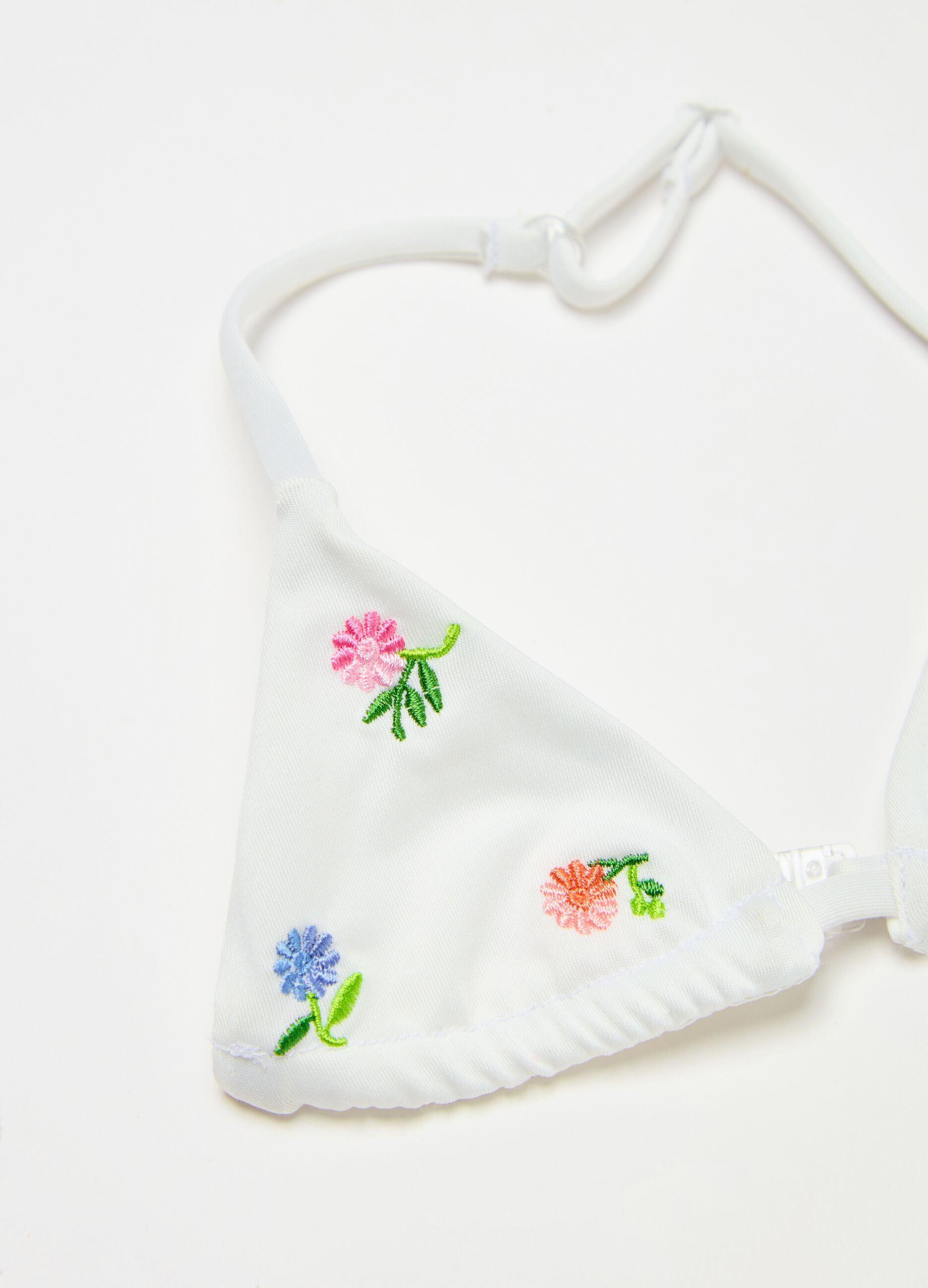 Bikini with small flowers embroidery