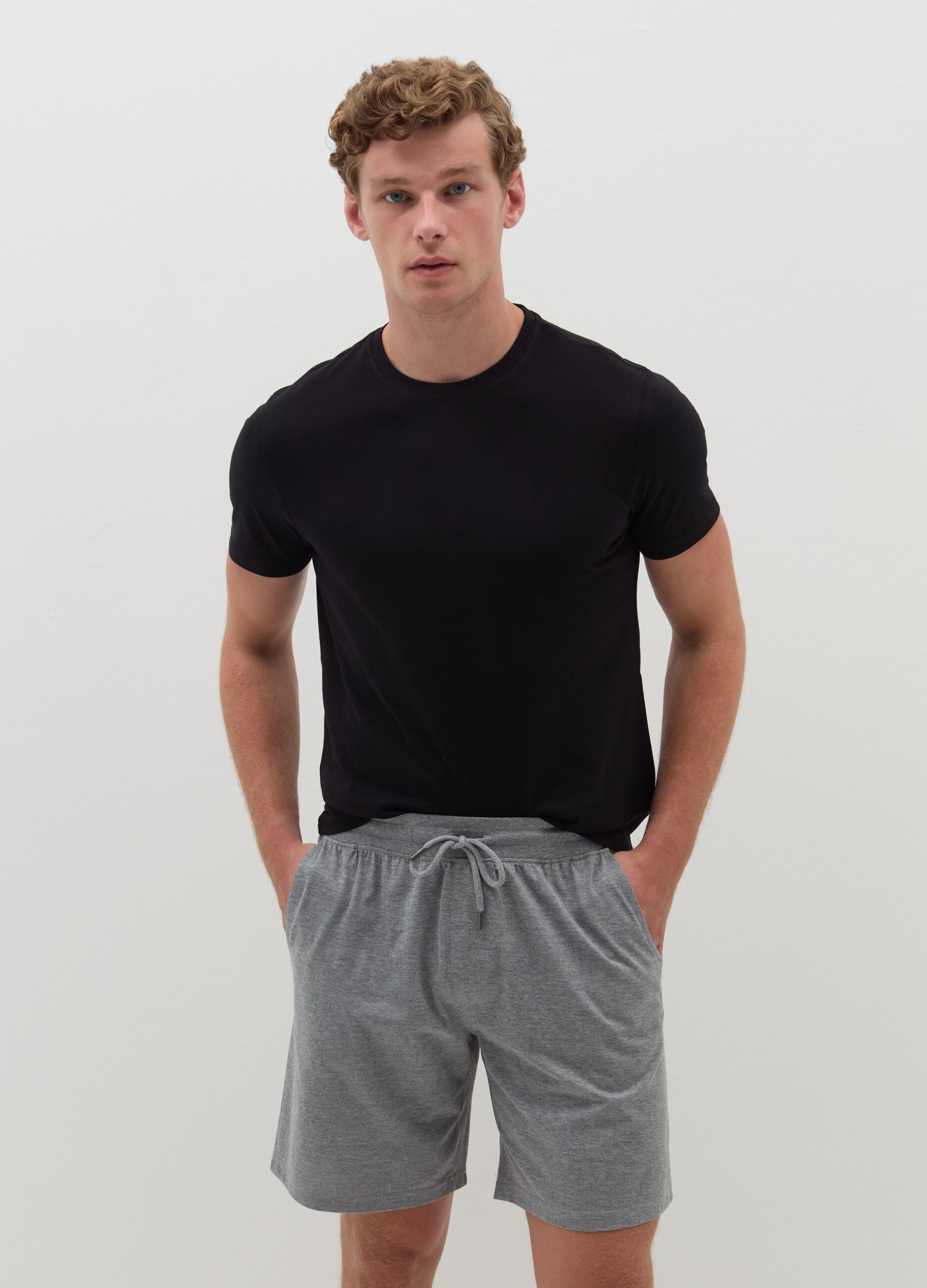 Pyjama shorts with drawstring