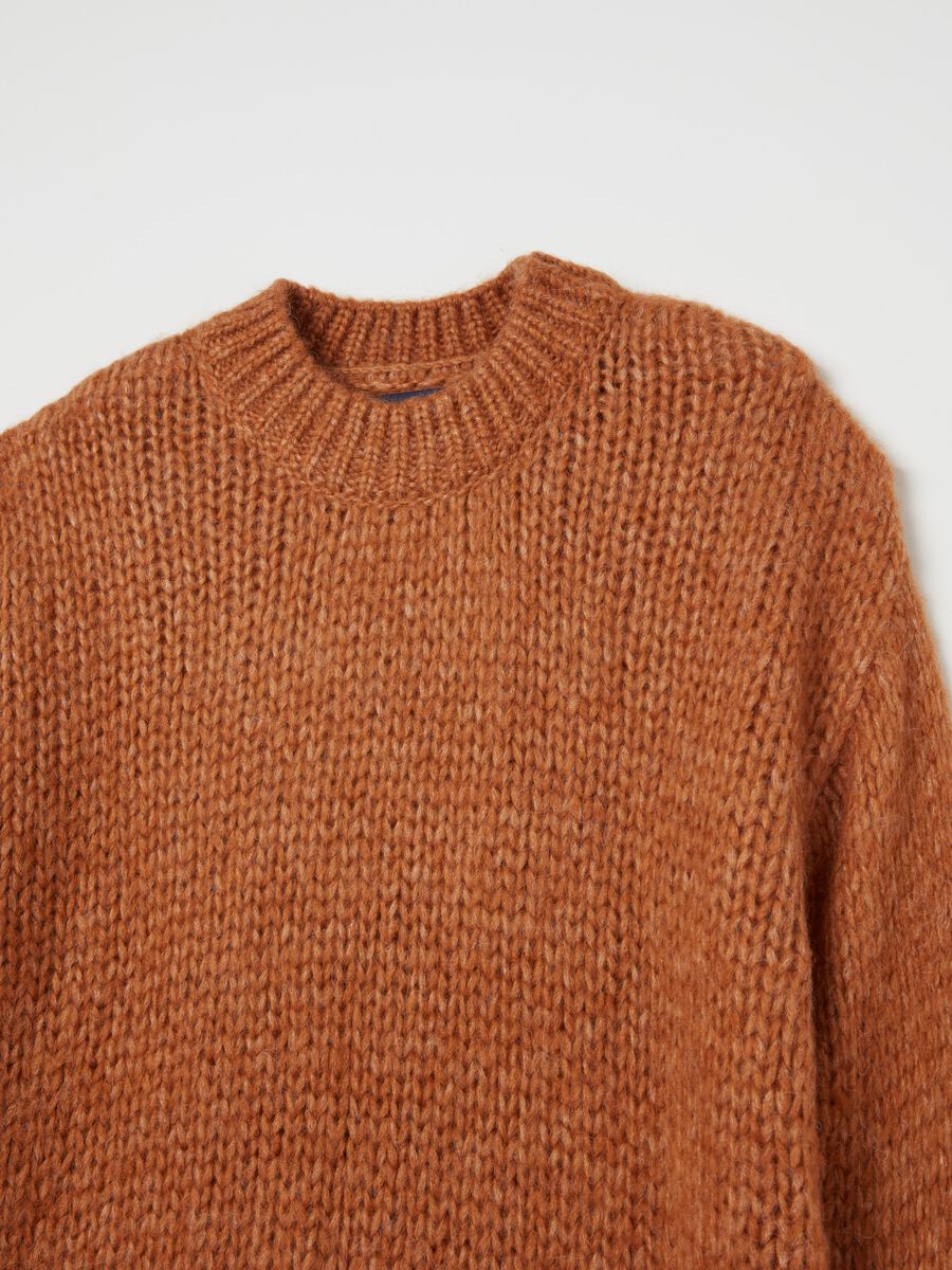 Ribbed pullover with round neck_5