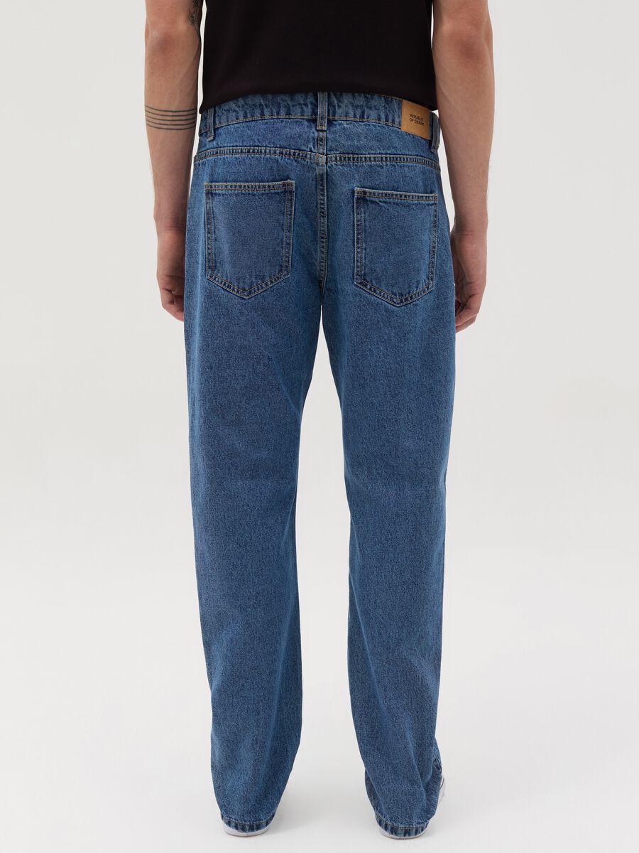 Regular-fit jeans with five pockets_2