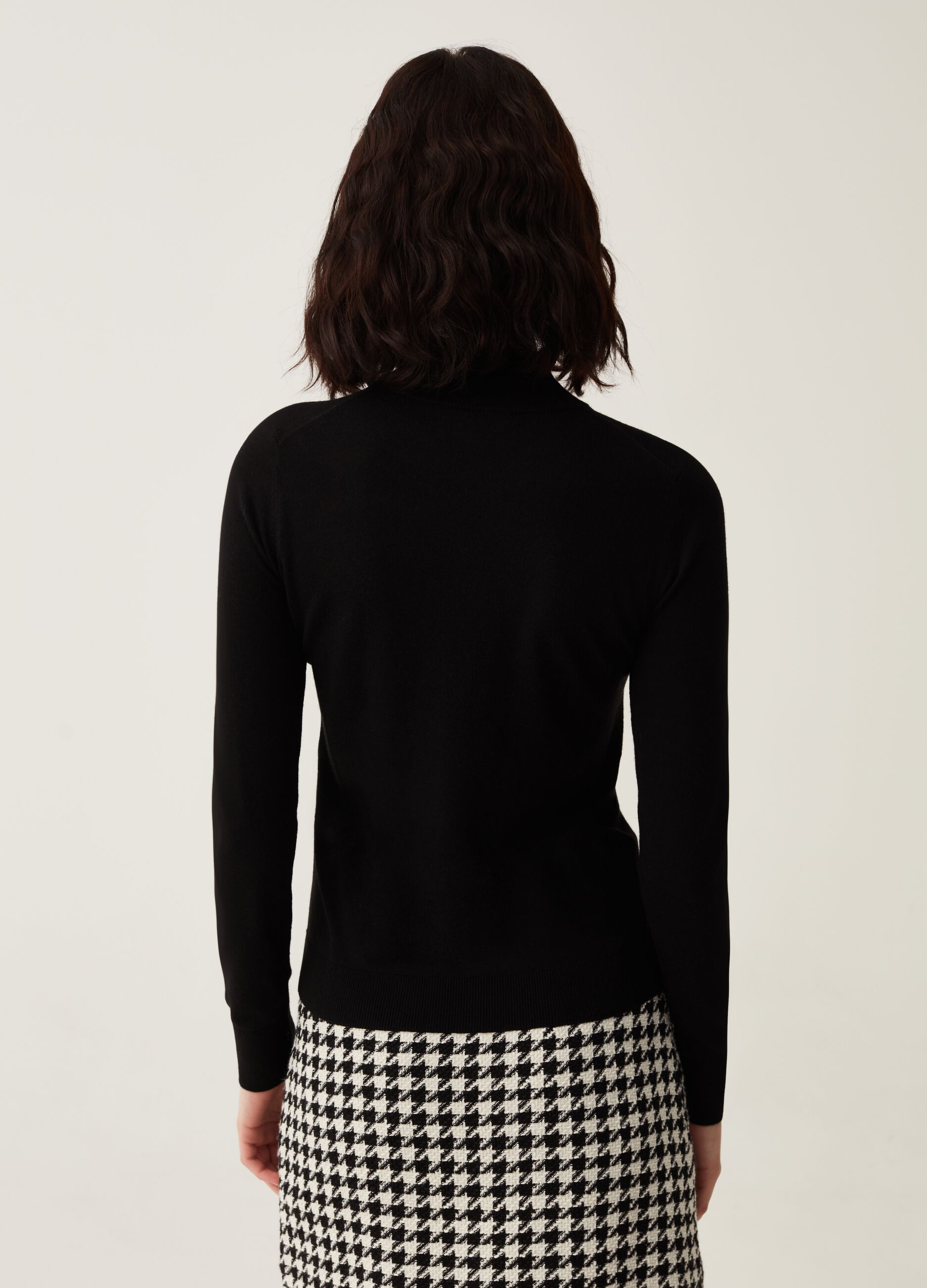 Long-sleeved top with mock neck