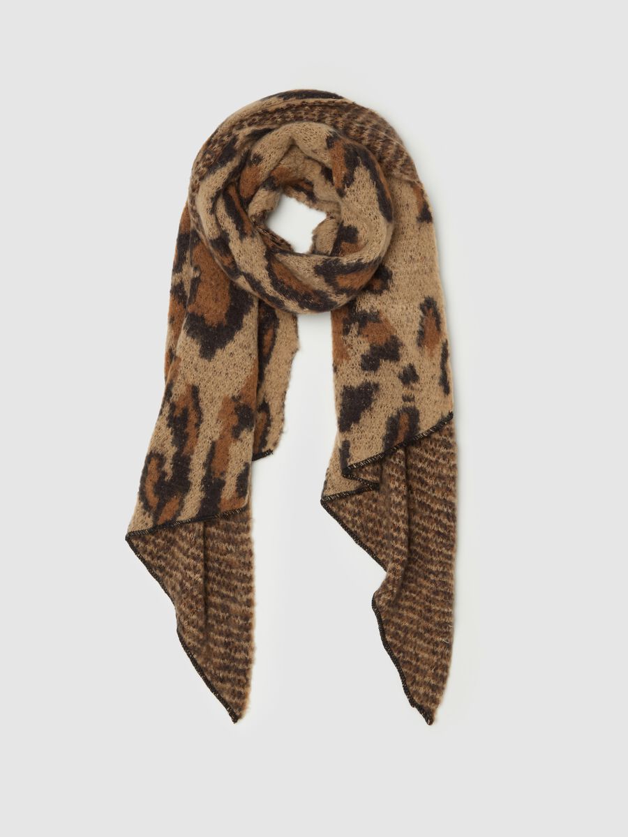 Scarf with all-over jacquard design_0