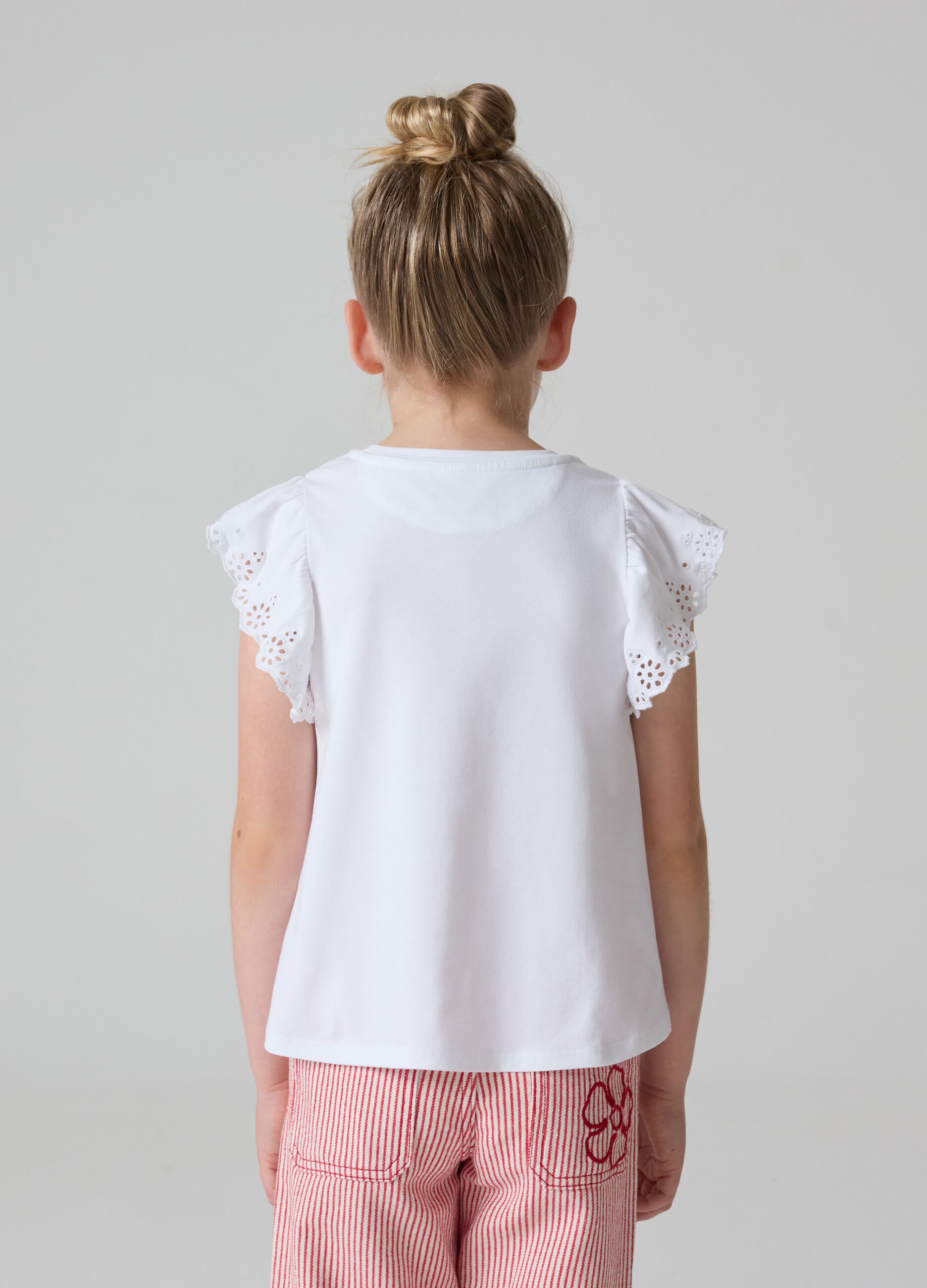 T-shirt with broderie anglaise flounce